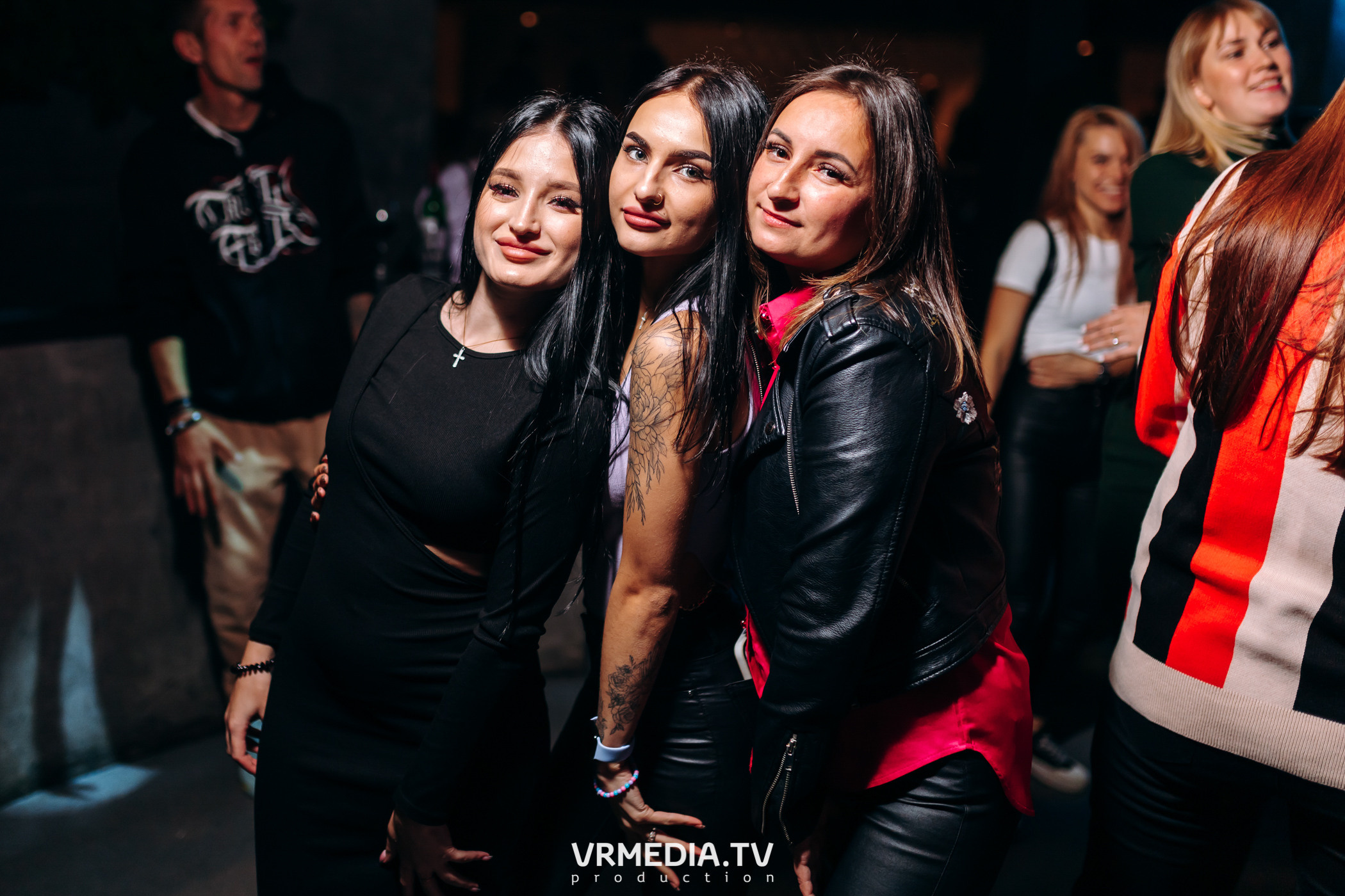 Выходные в баре «DOSKI»