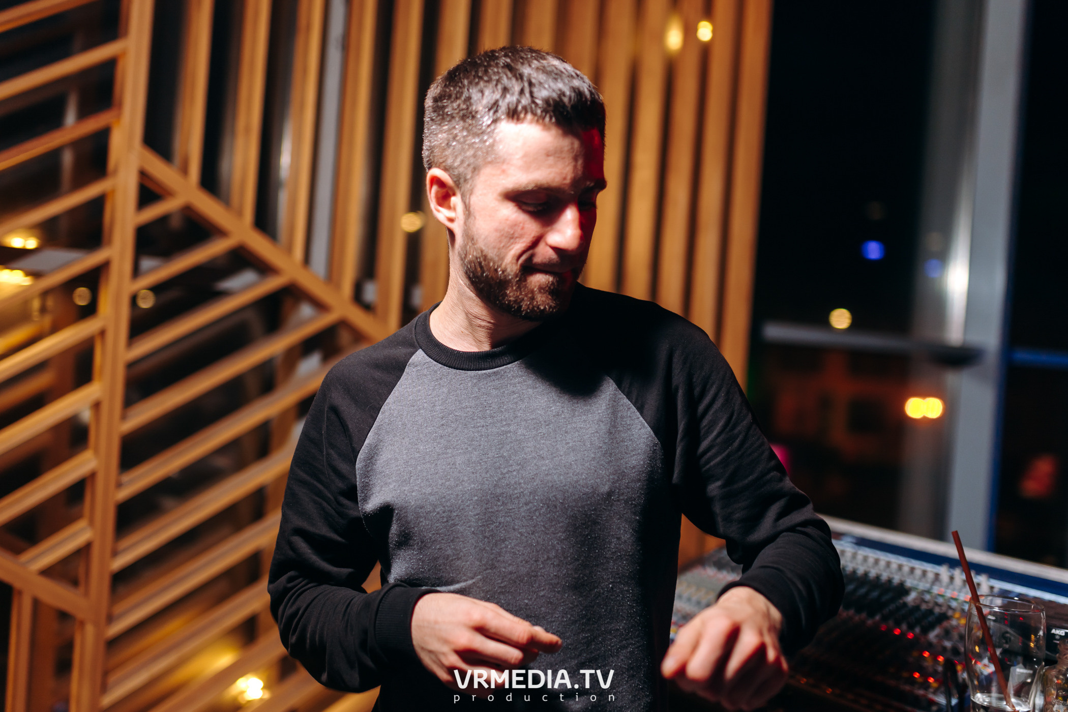 Выходные в баре «DOSKI»