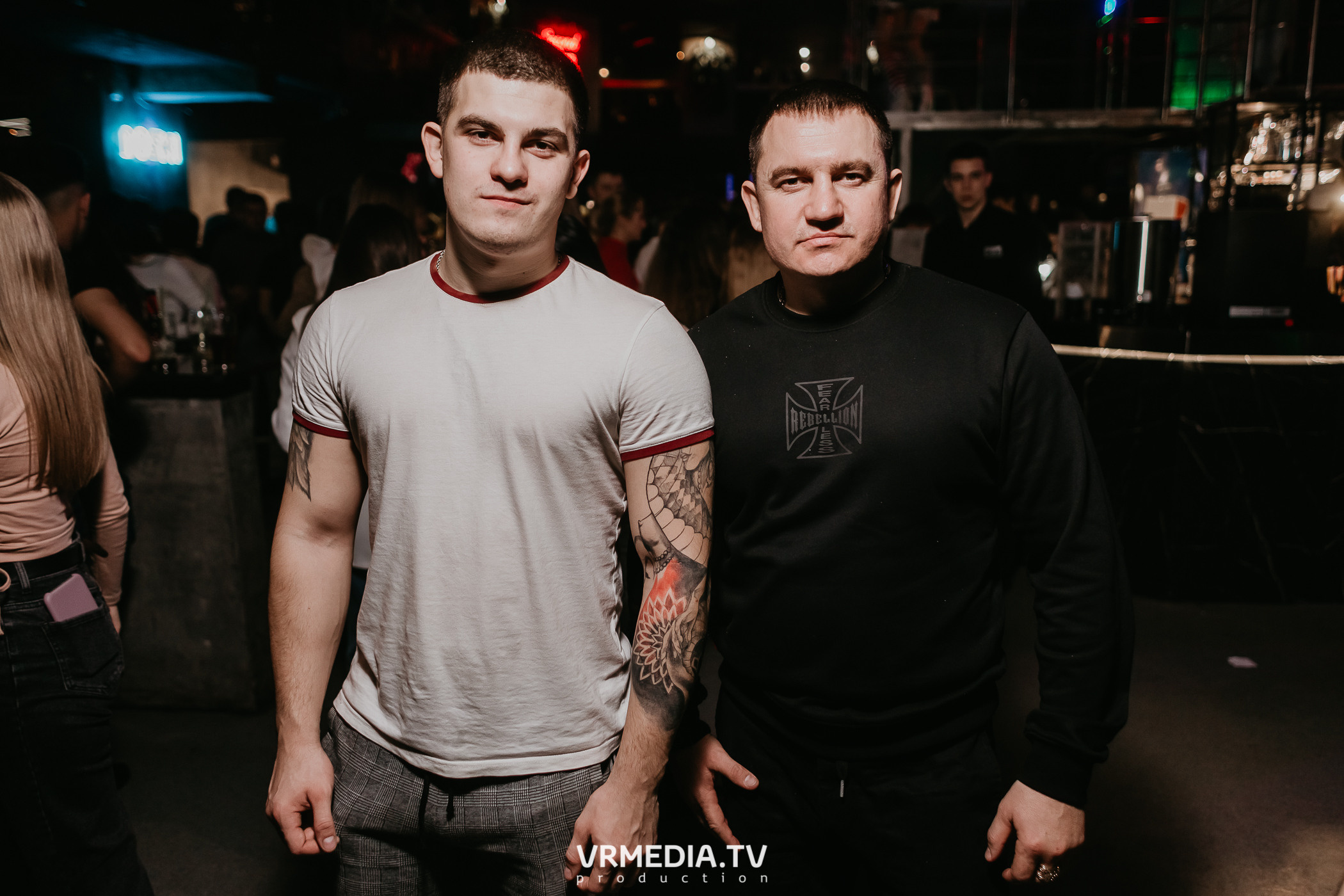 Выходные в баре «DOSKI»