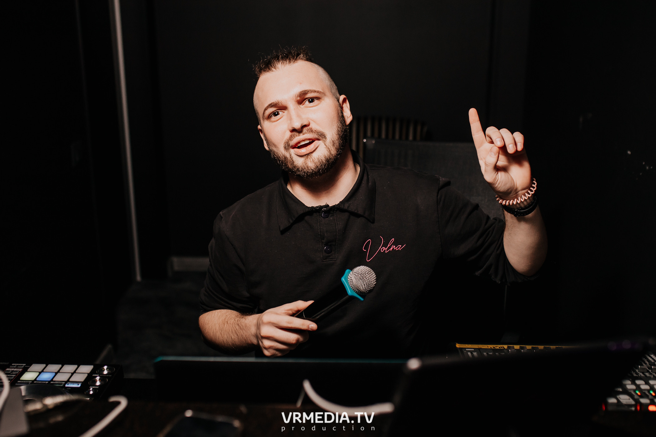 Выходные в караоке-баре «Volna»