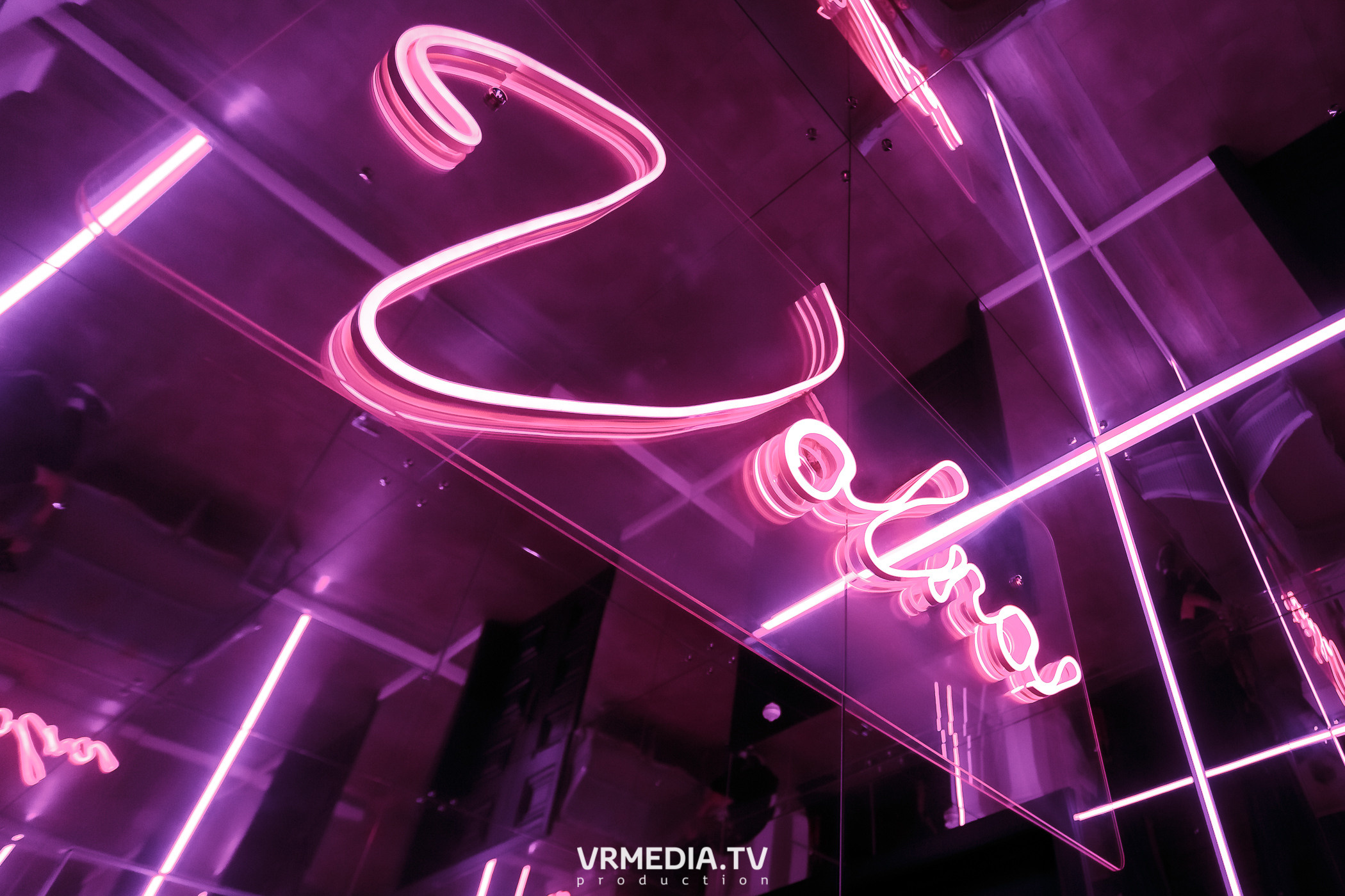 Выходные в караоке-баре «Volna»