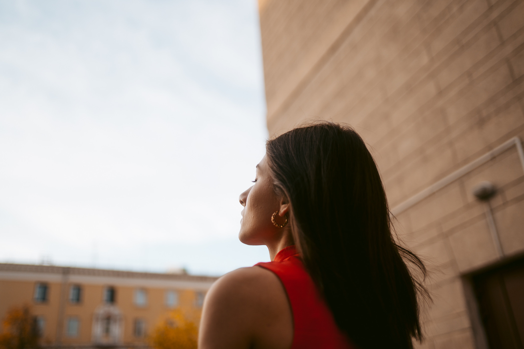 Драмтеатр (Весенняя, 11)