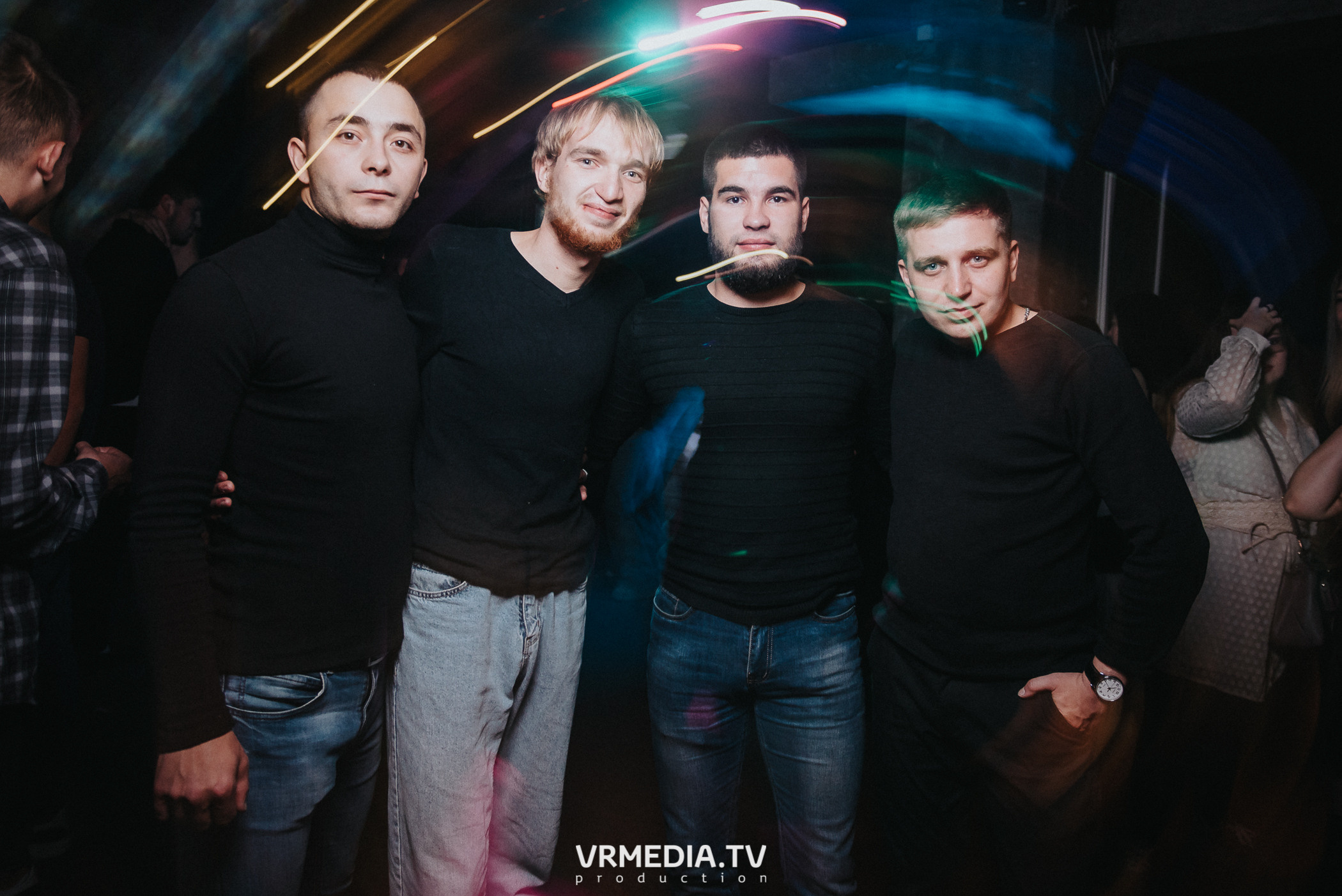 Выходные в баре «DOSKI»