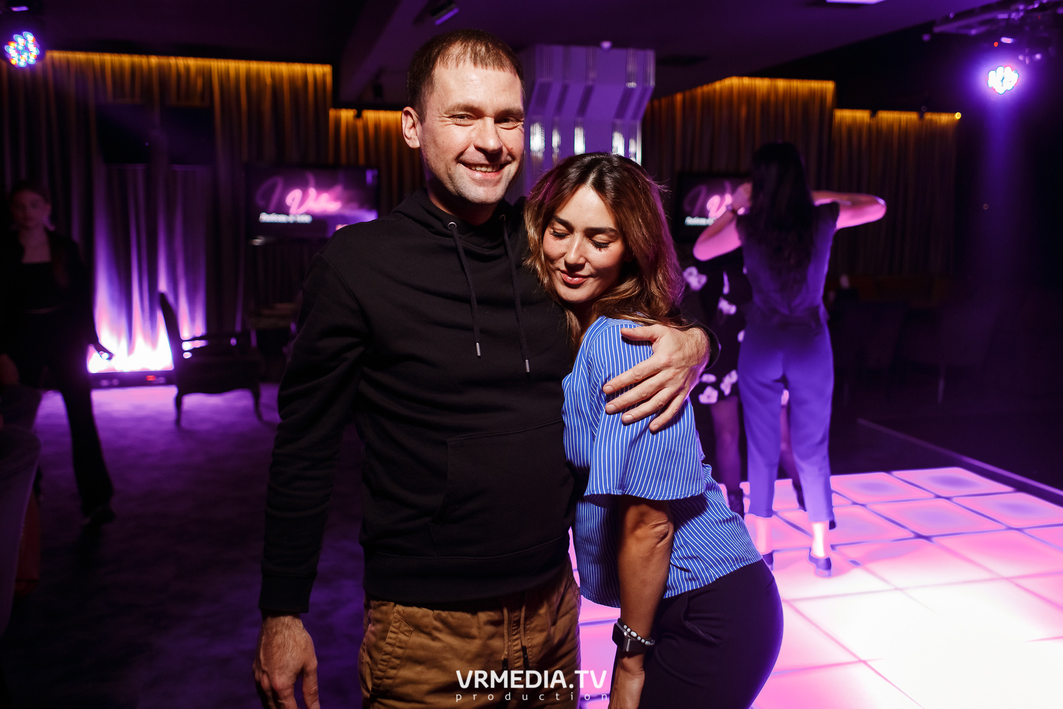 Выходные в караоке-баре «Volna»