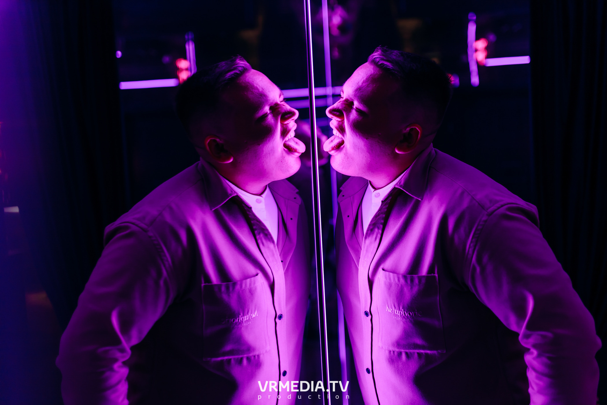 Ночь фотографии в караоке-баре «Volna»