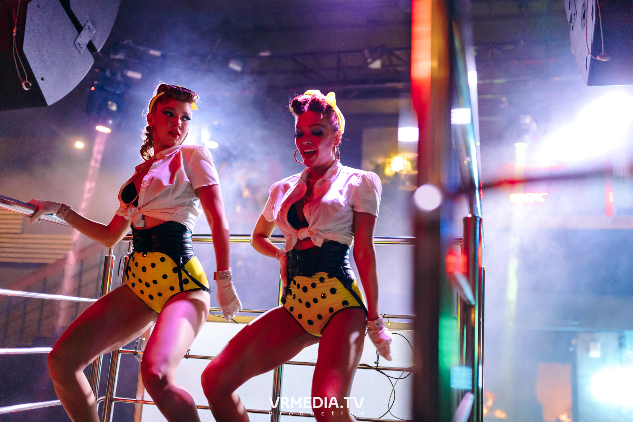 Выходные в баре «DOSKI»