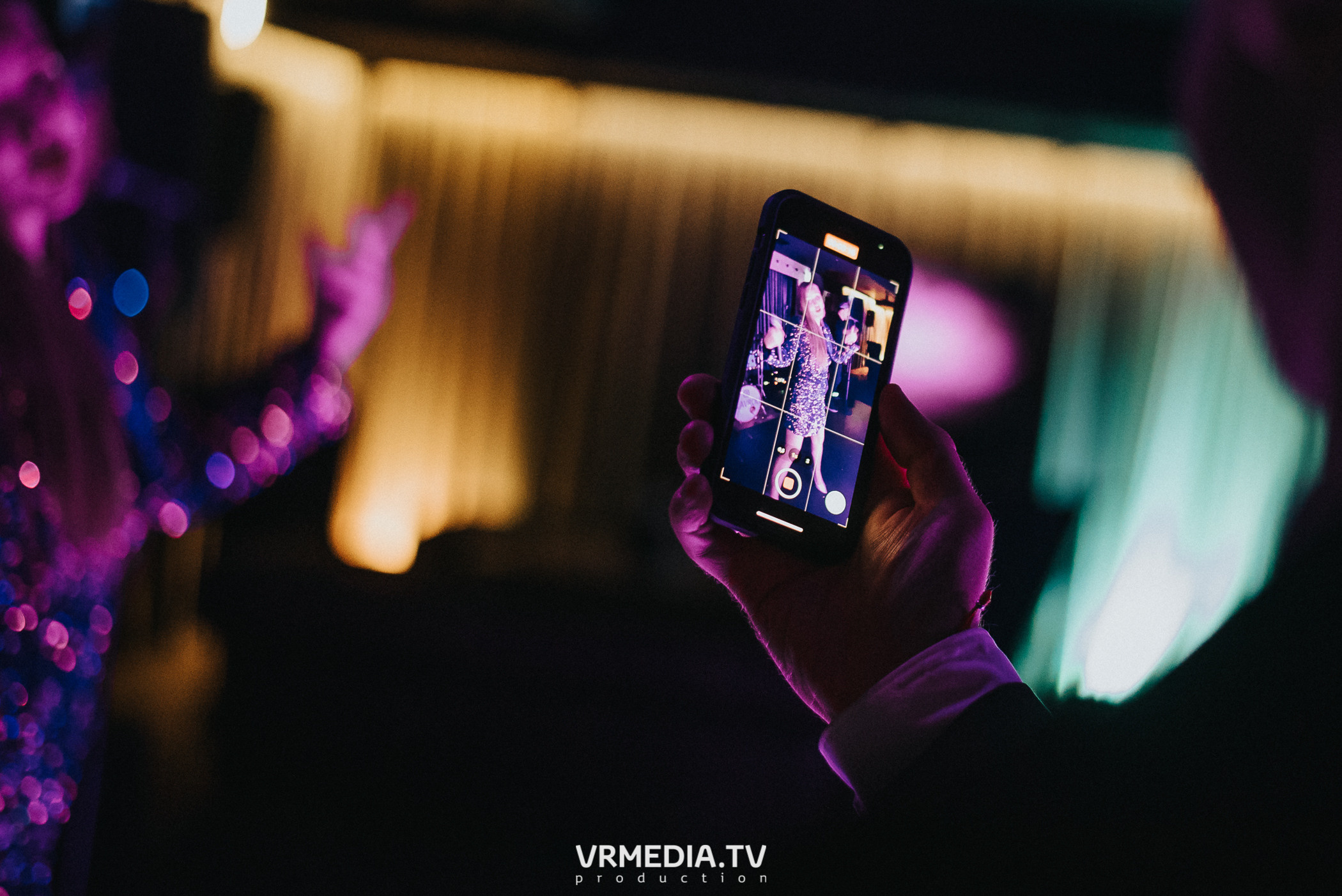 Выходные в караоке-баре «Volna»