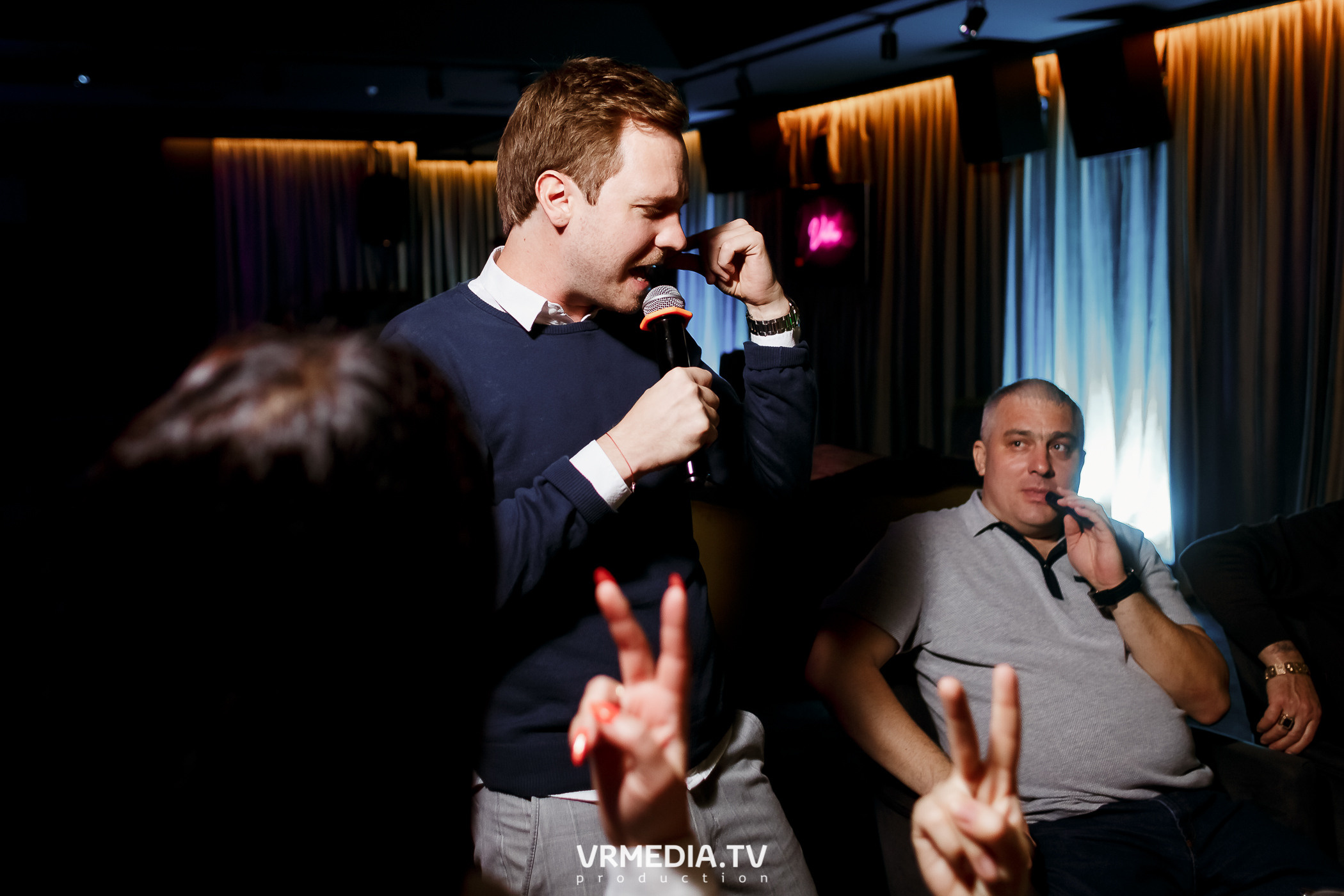 Выходные в караоке-баре «Volna»