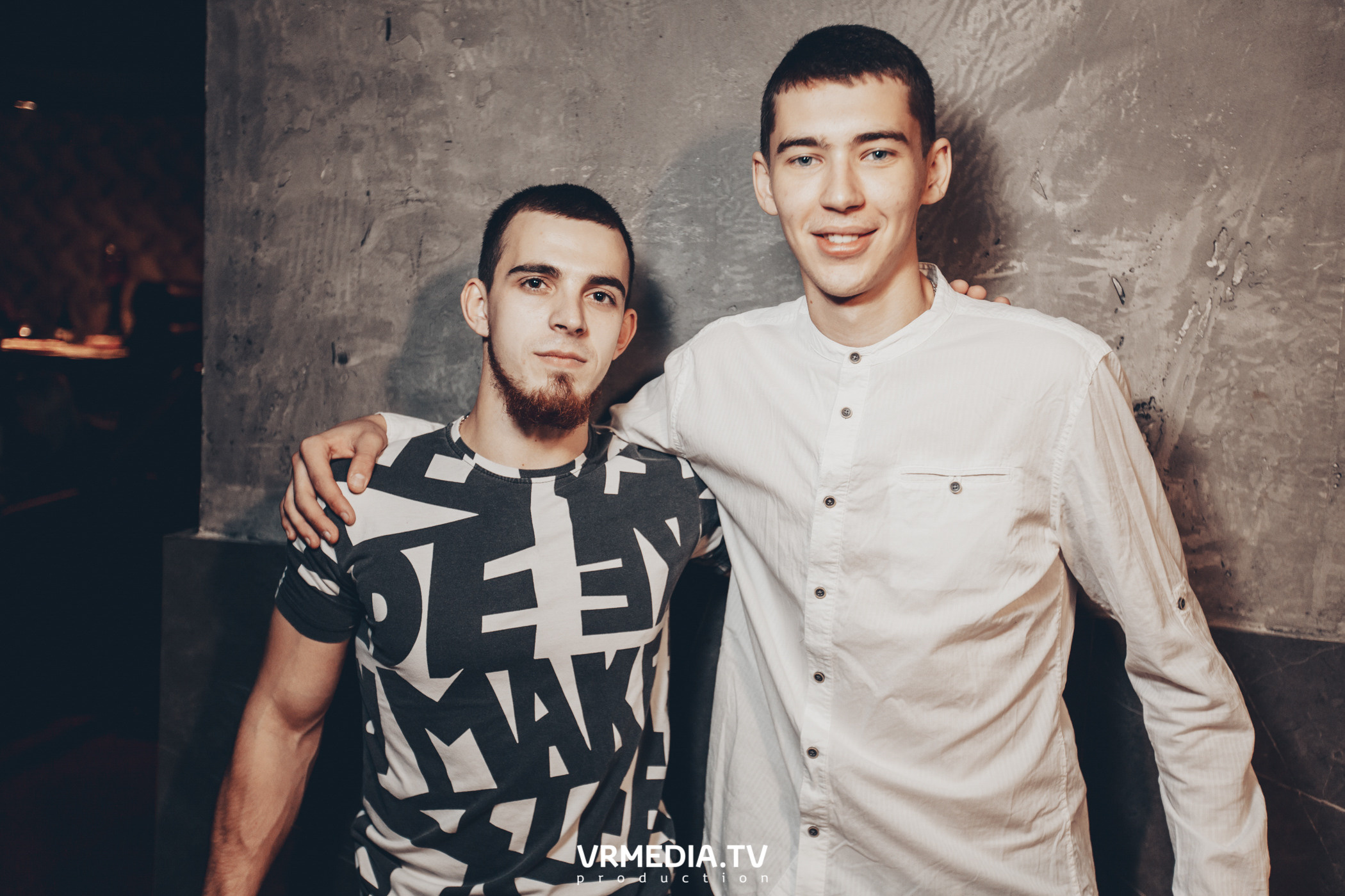 Театр мёртвых кукол в баре «DOSKI»