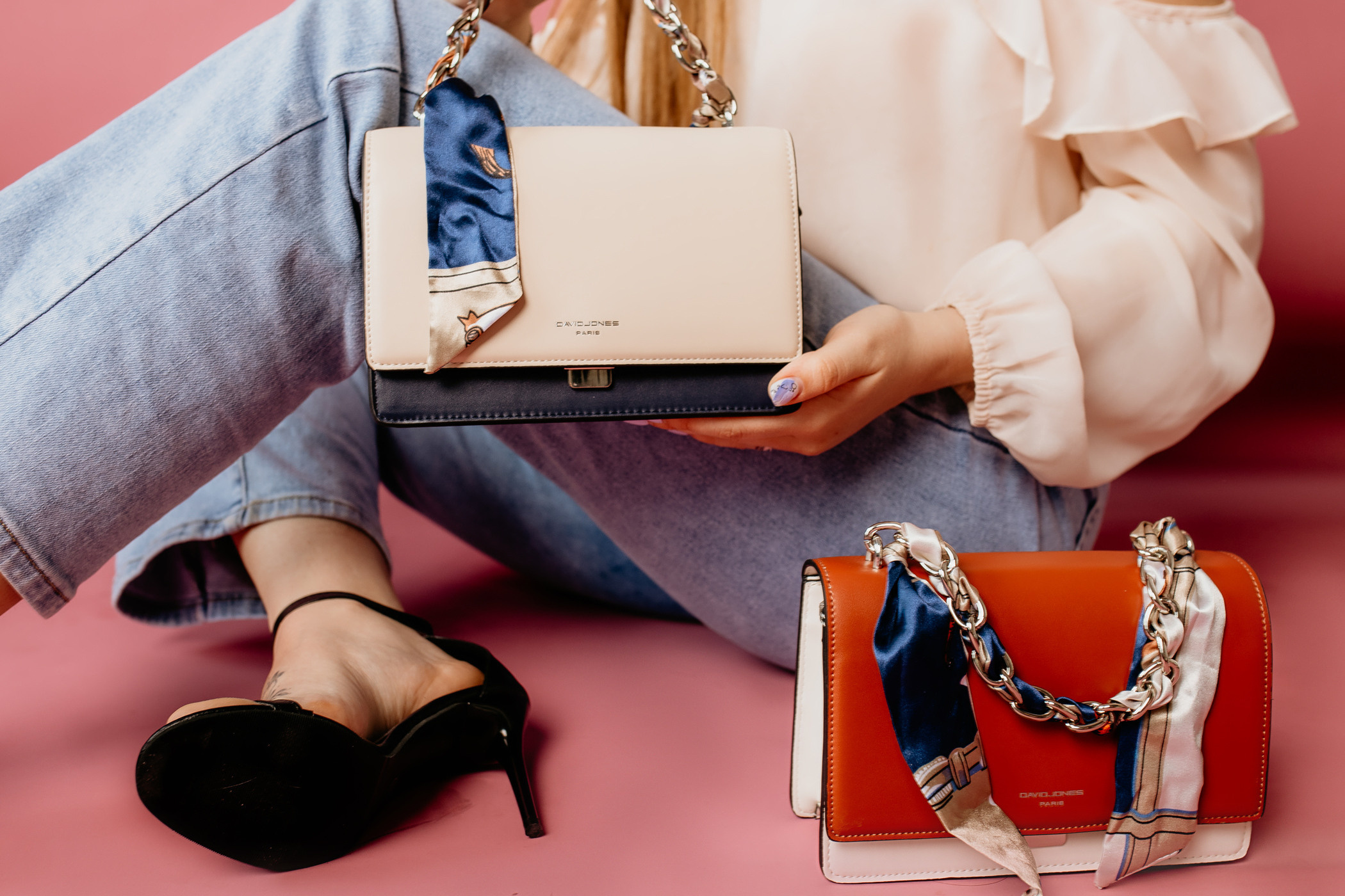 Бутик сумок и чемоданов «Королевство Сумок»