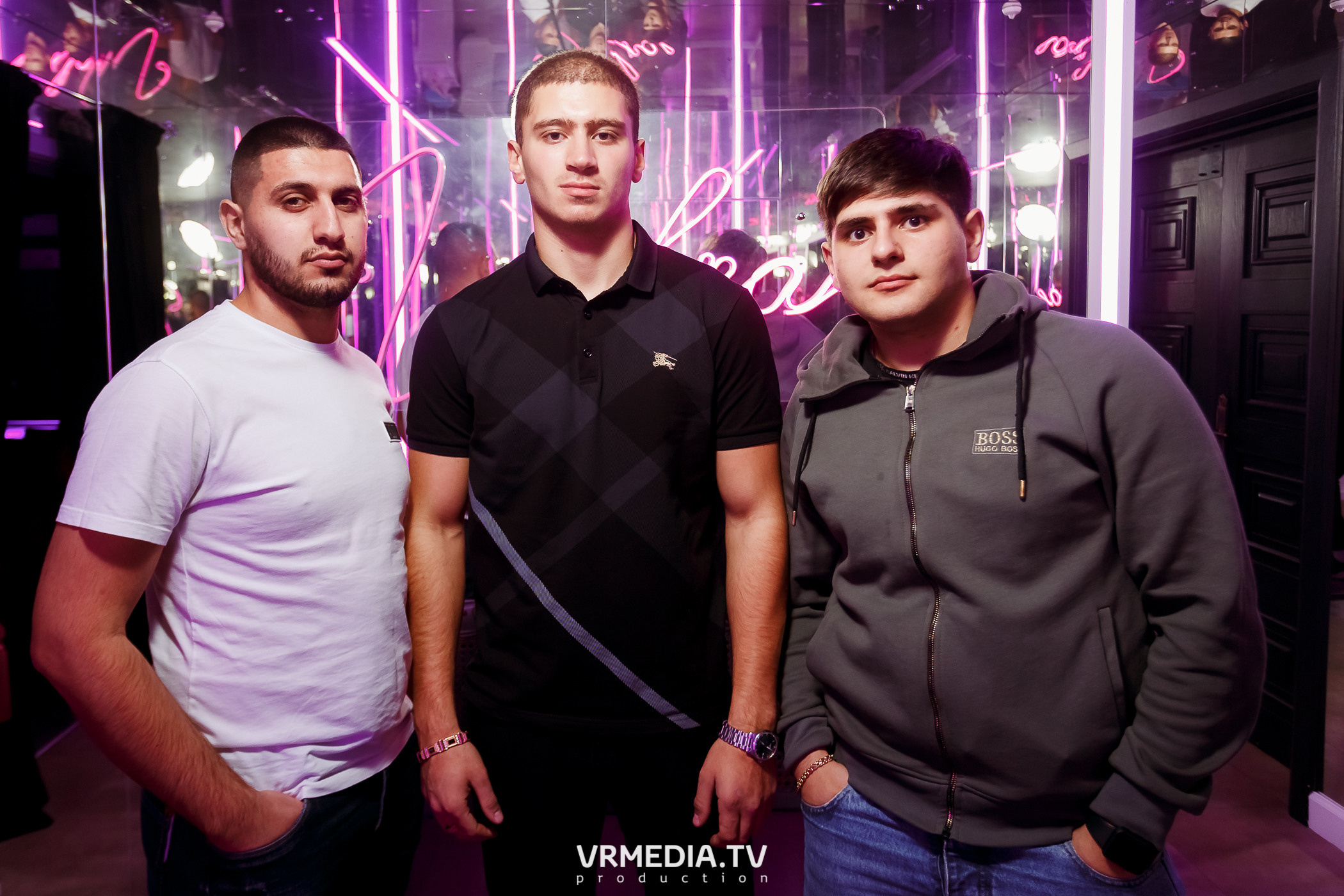 Выходные в караоке-баре «Volna»