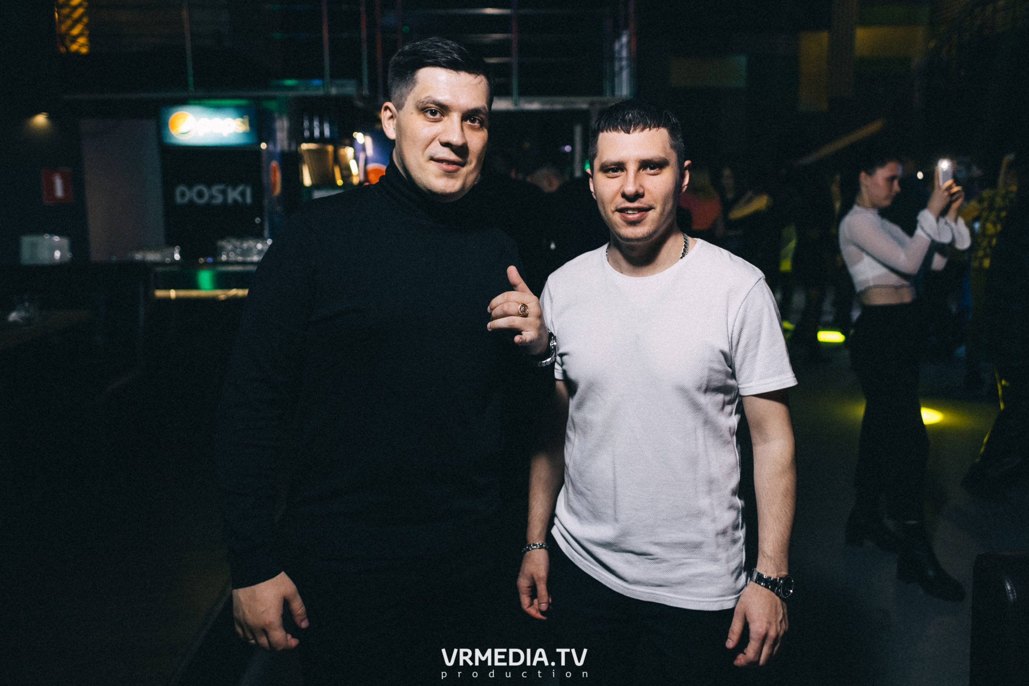 Выходные в баре «DOSKI»