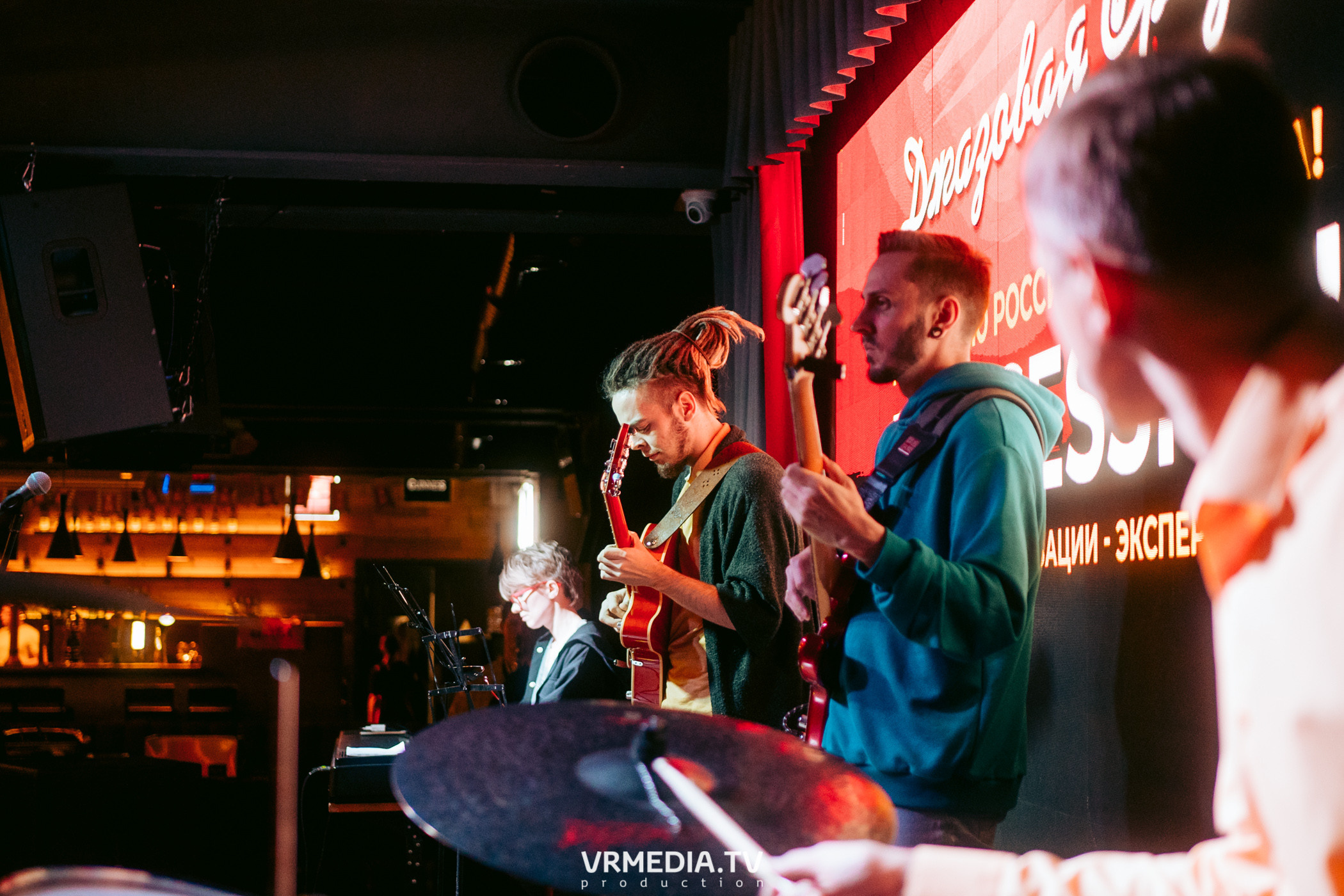 Джазовая среда. Jam Session