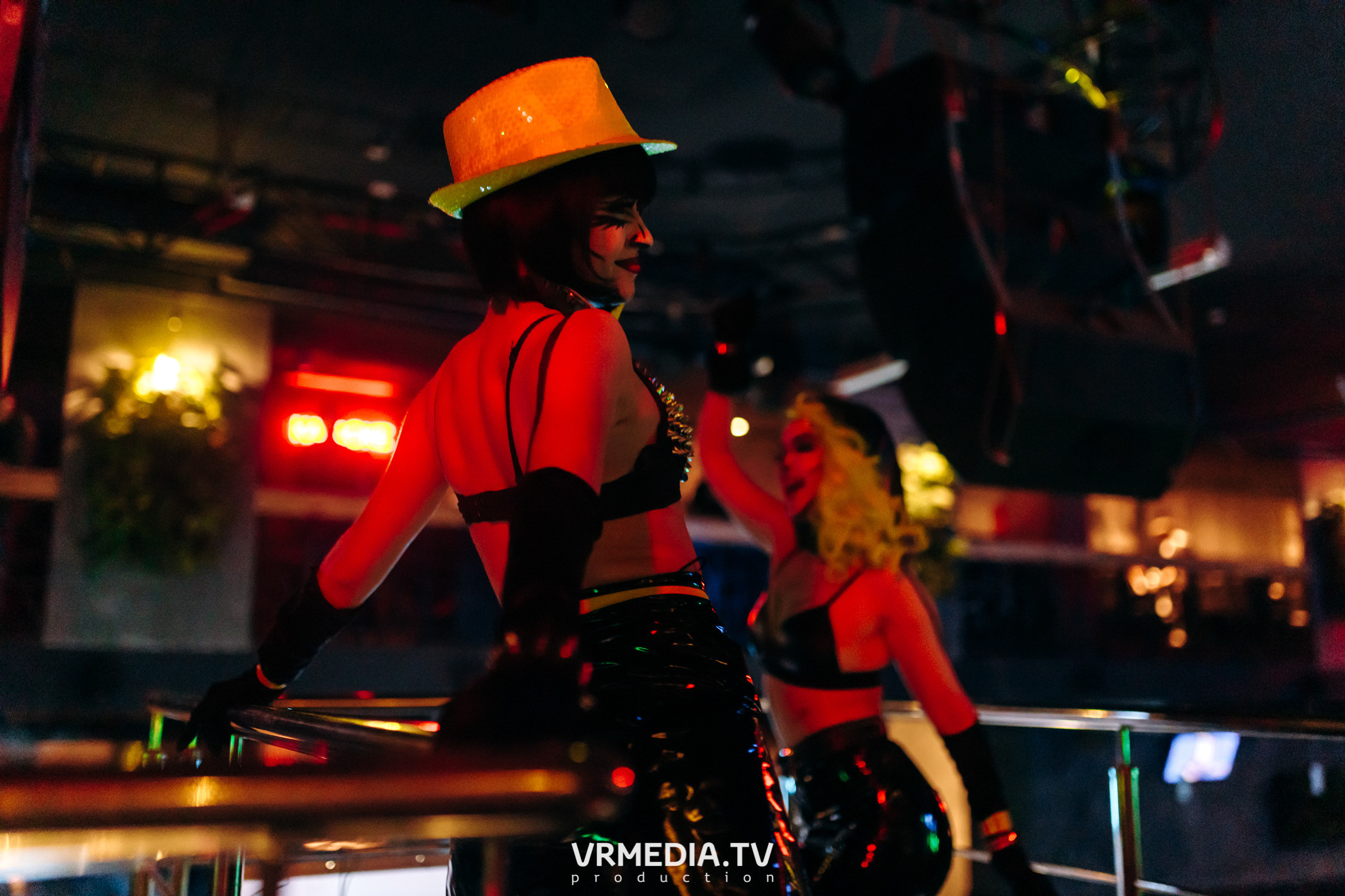 Выходные в баре «DOSKI»