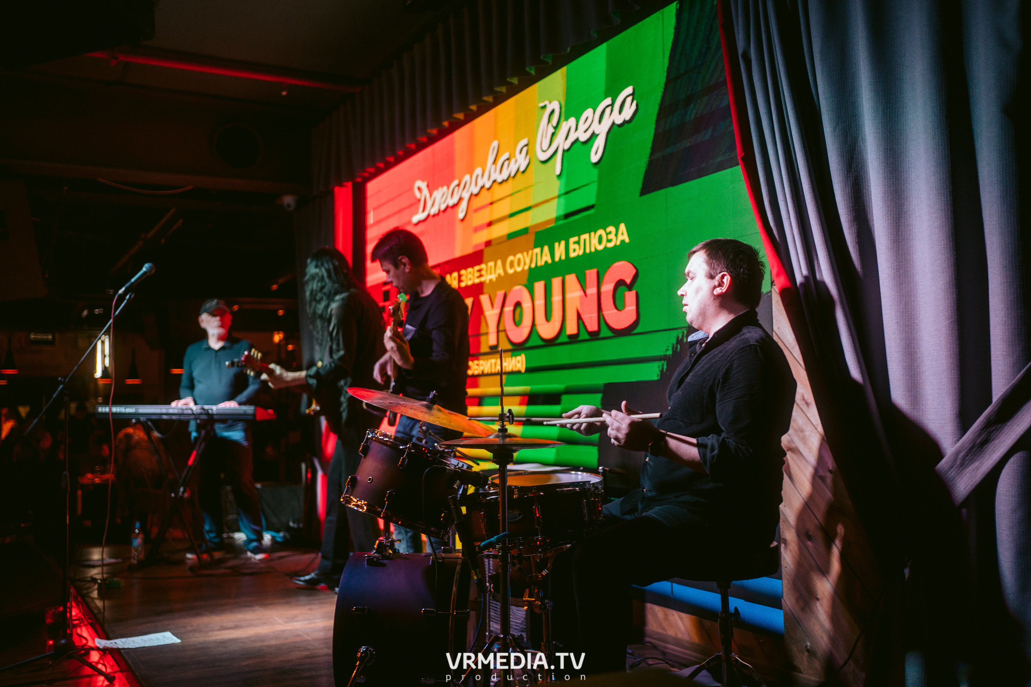 Джазовая среда. ROY YOUNG (Великобритания)