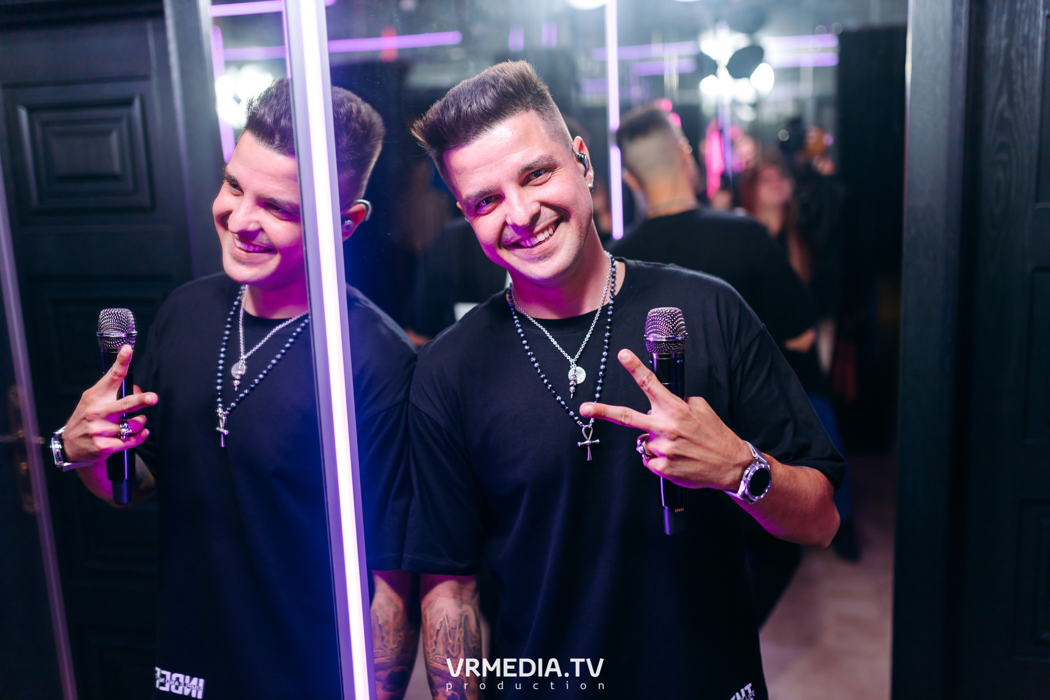 «Жуй орбит без сахара» в караоке-баре «Volna»