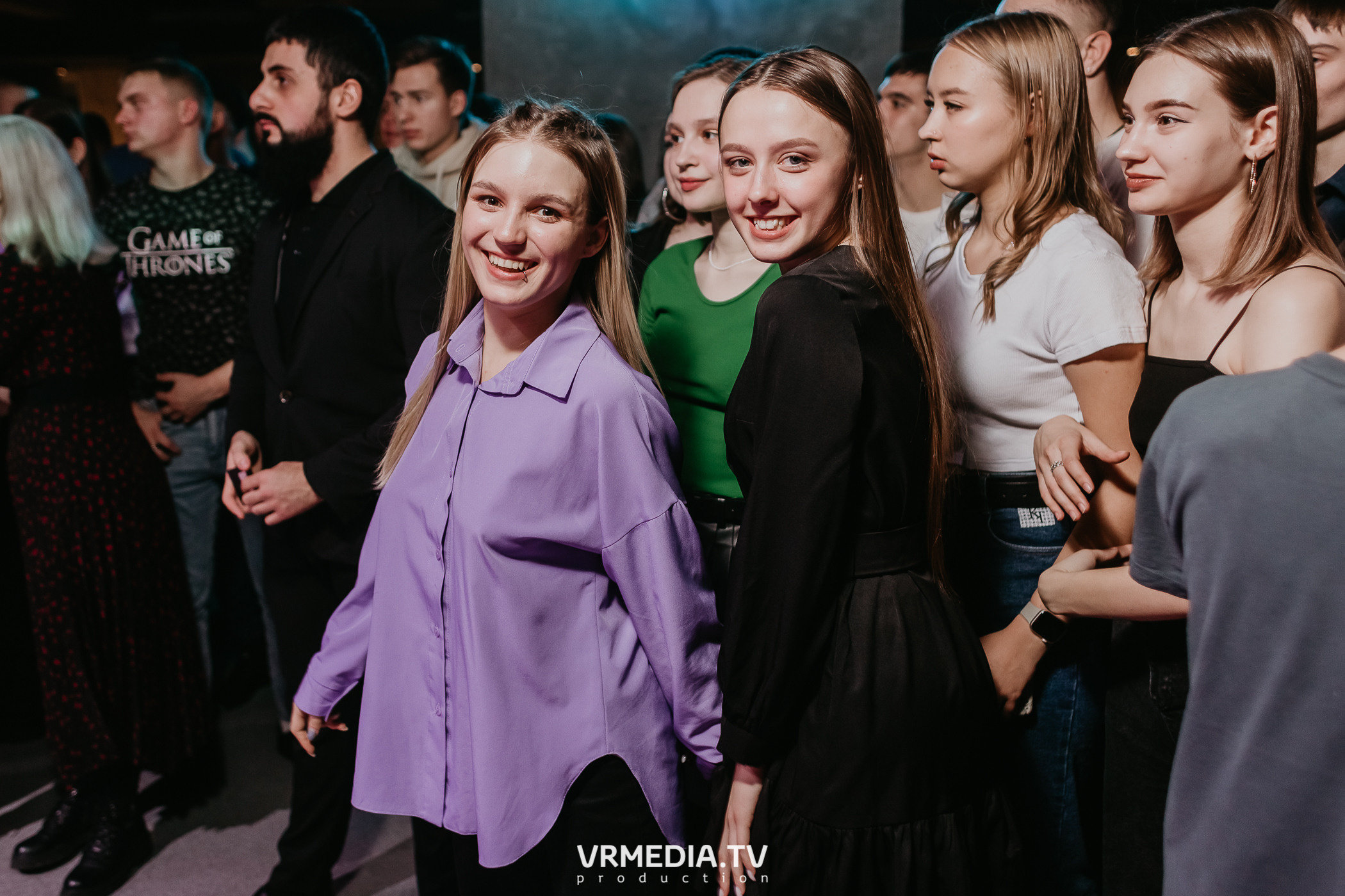 Выходные в баре «DOSKI»