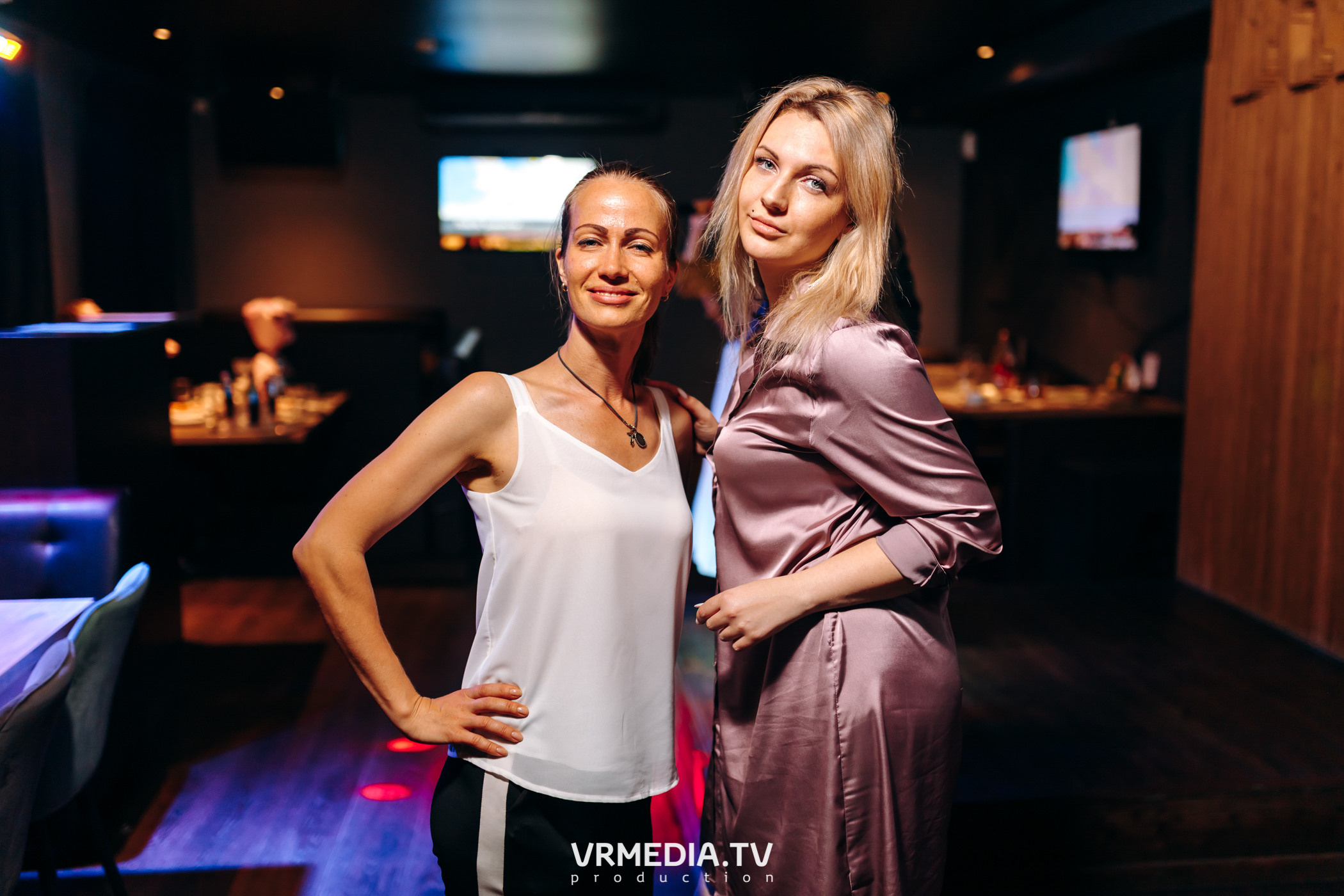 Выходные в баре «DOSKI»