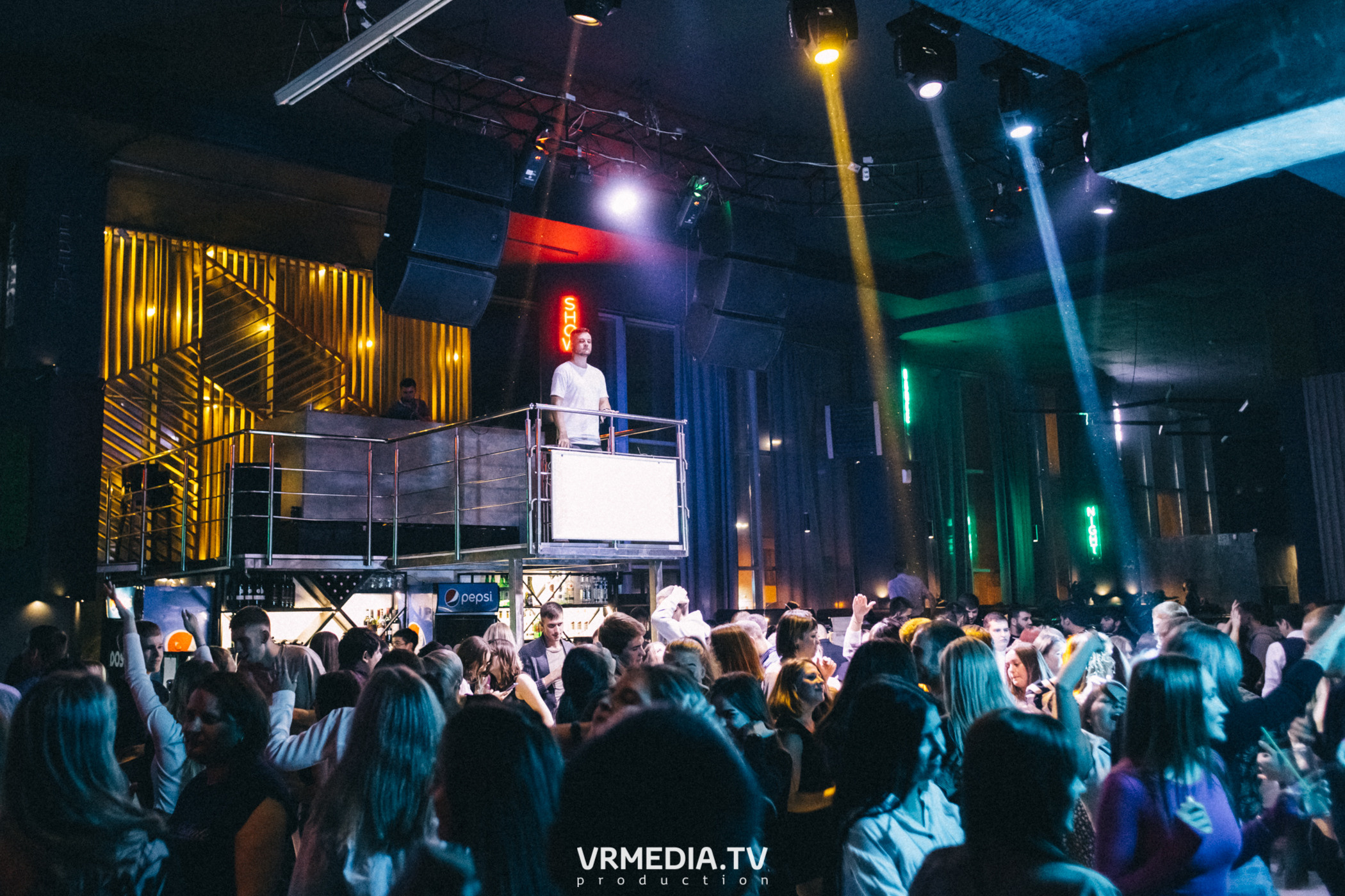 Выходные в баре «DOSKI»