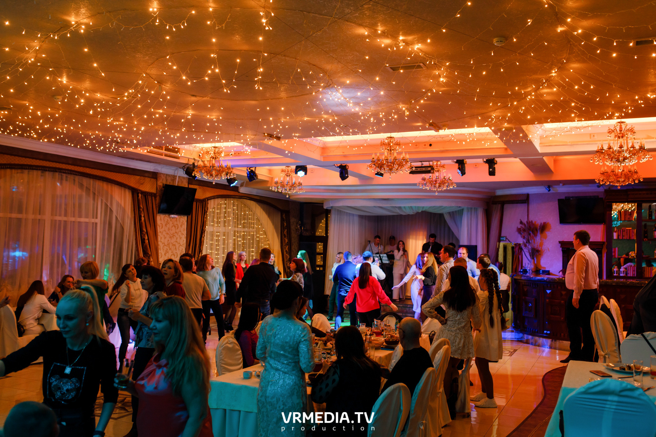 Выходные в ресторане «Лазурный Берег»