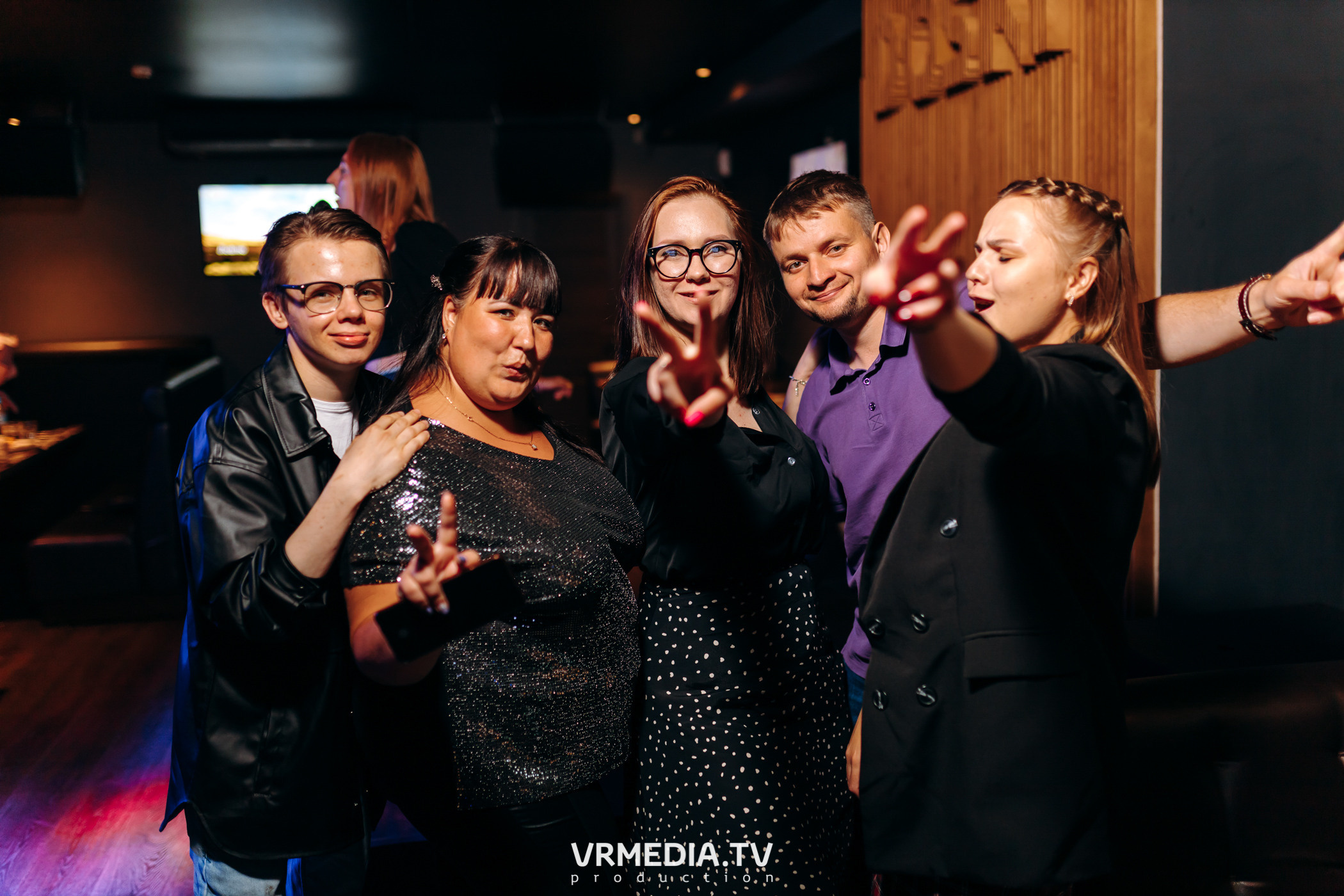 Выходные в баре «DOSKI»