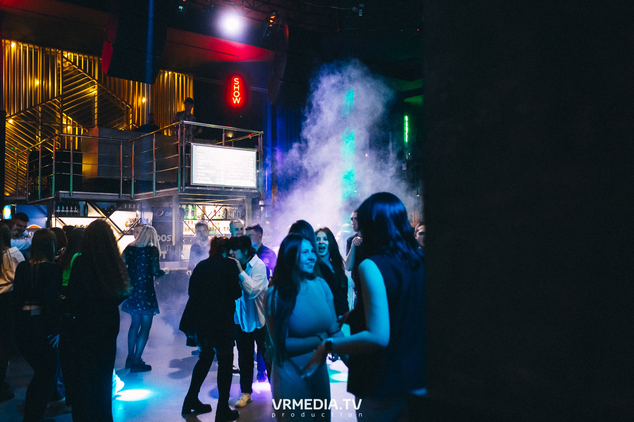 Выходные в баре «DOSKI»