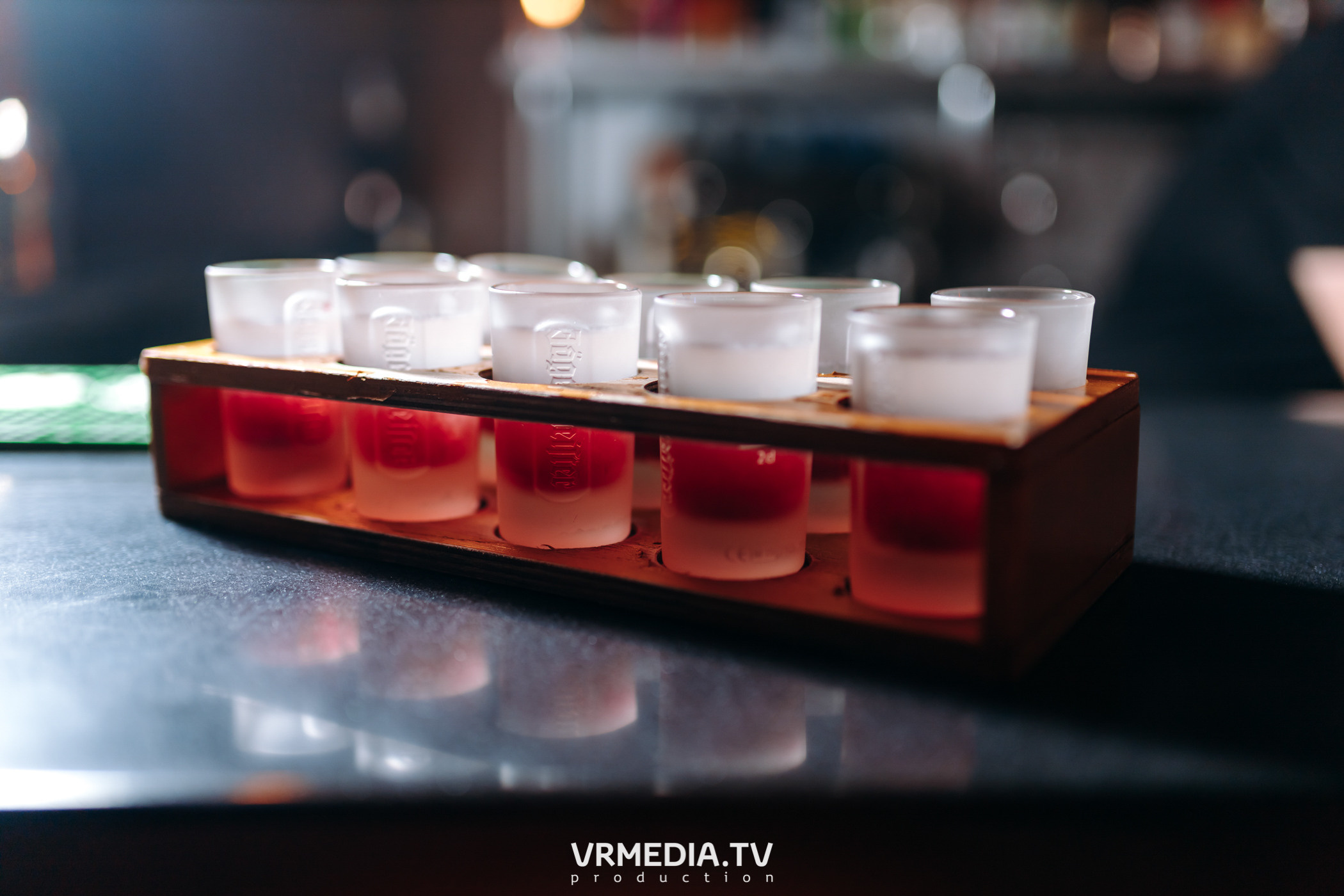 Ночь Безумного Бармена в Lounge Voice Hall «Familia»