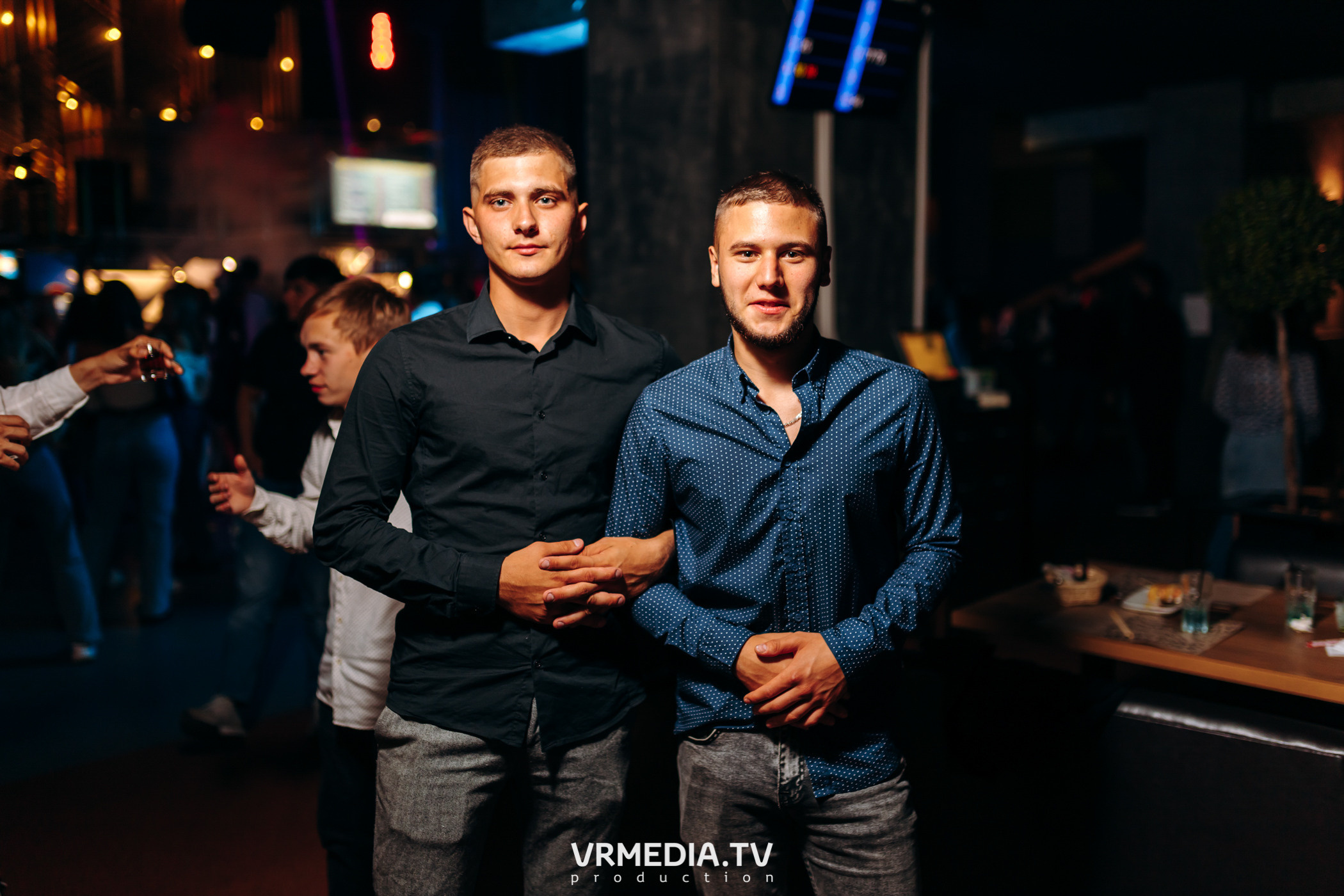 Выходные в баре «DOSKI»