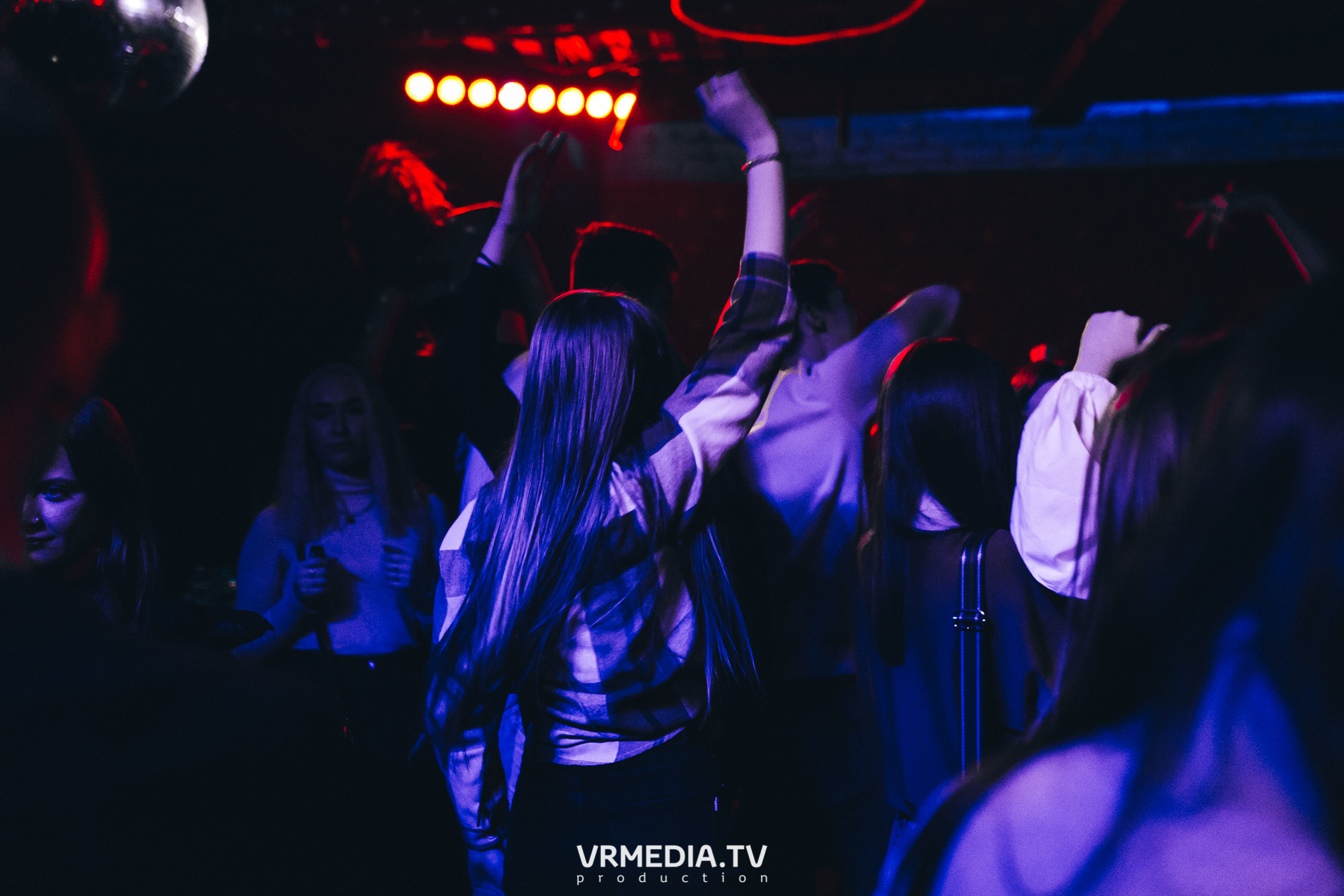 Выходные в баре «Хука Хаус»