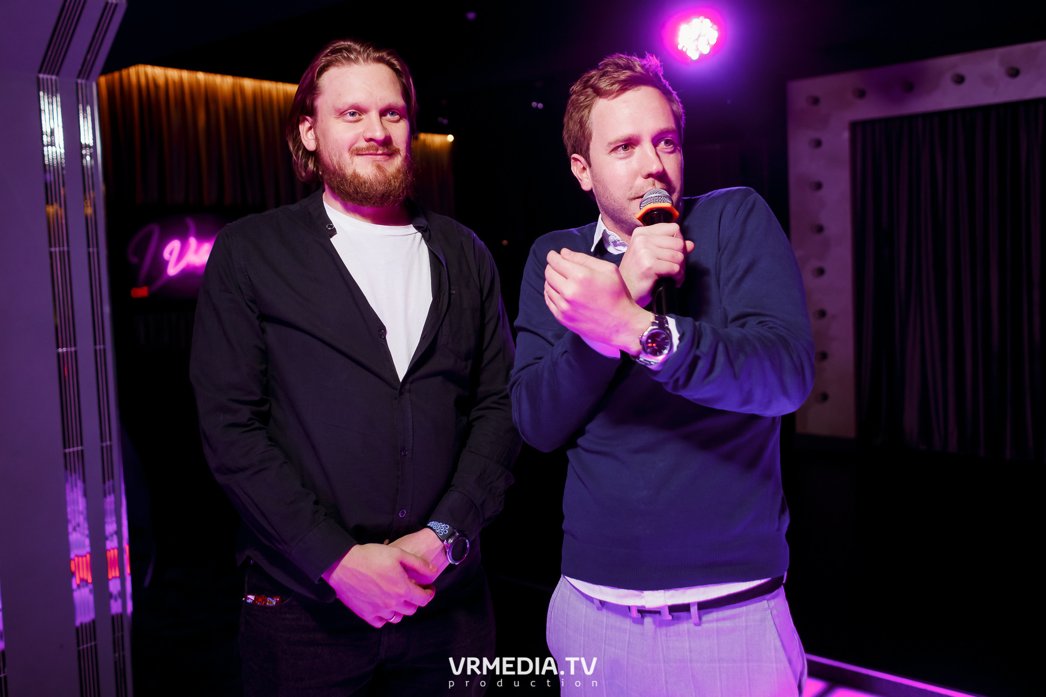 Выходные в караоке-баре «Volna»