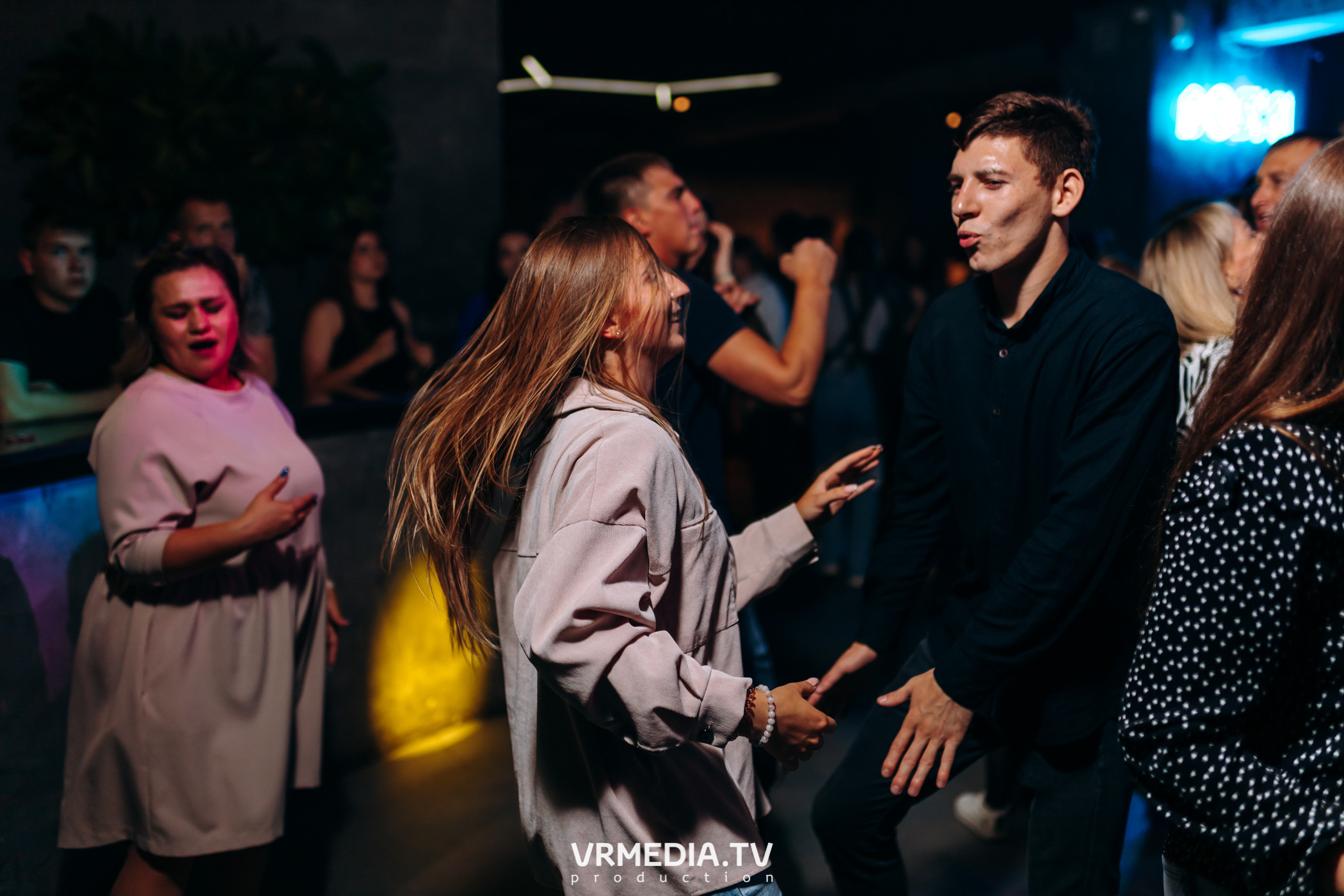 Выходные в баре «DOSKI»