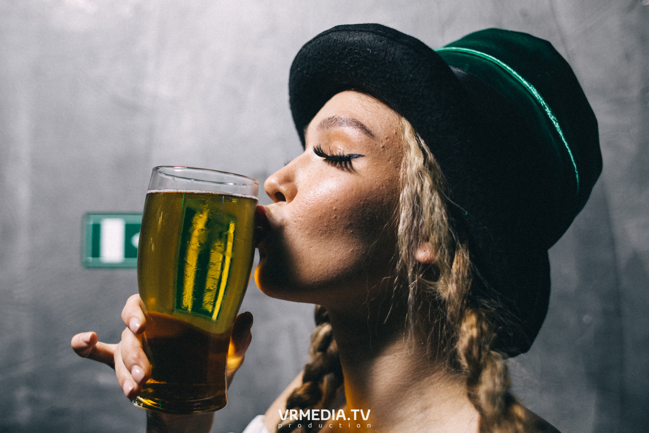 Выходные в баре «DOSKI»