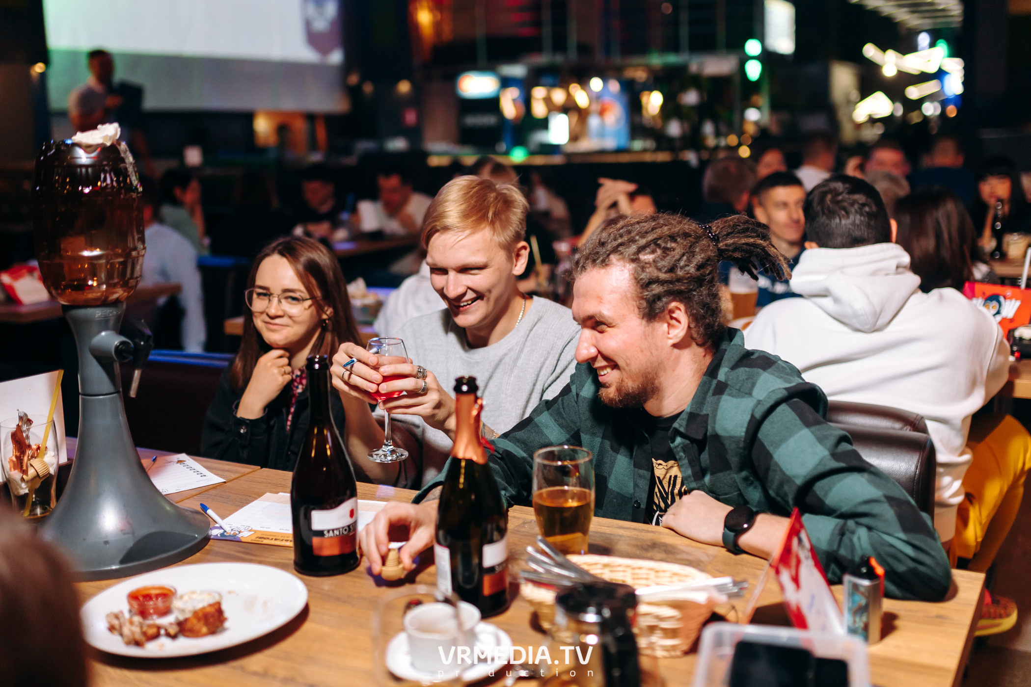 WoW QuiZ в баре «DOSKI»