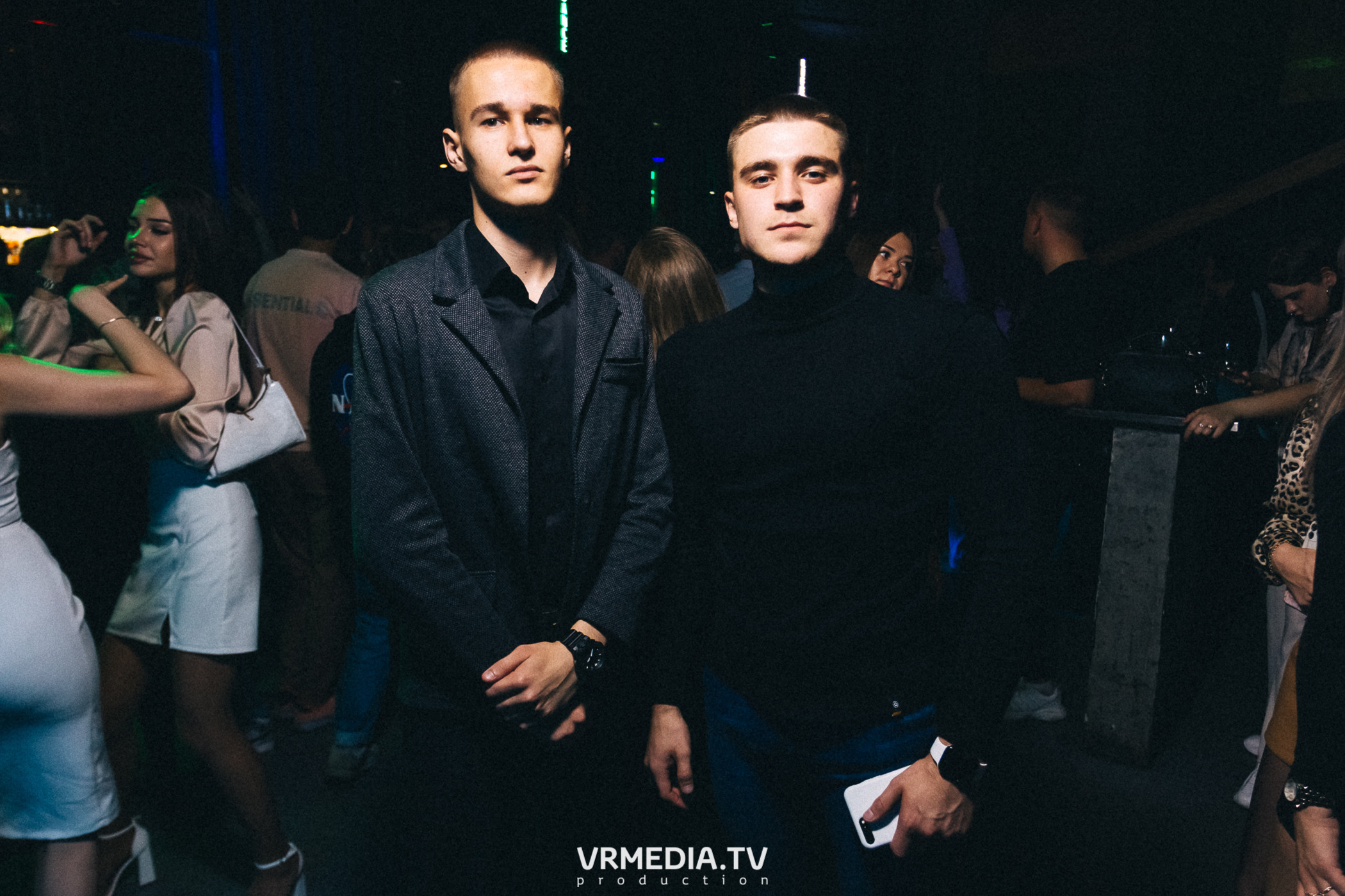 Выходные в баре «DOSKI»