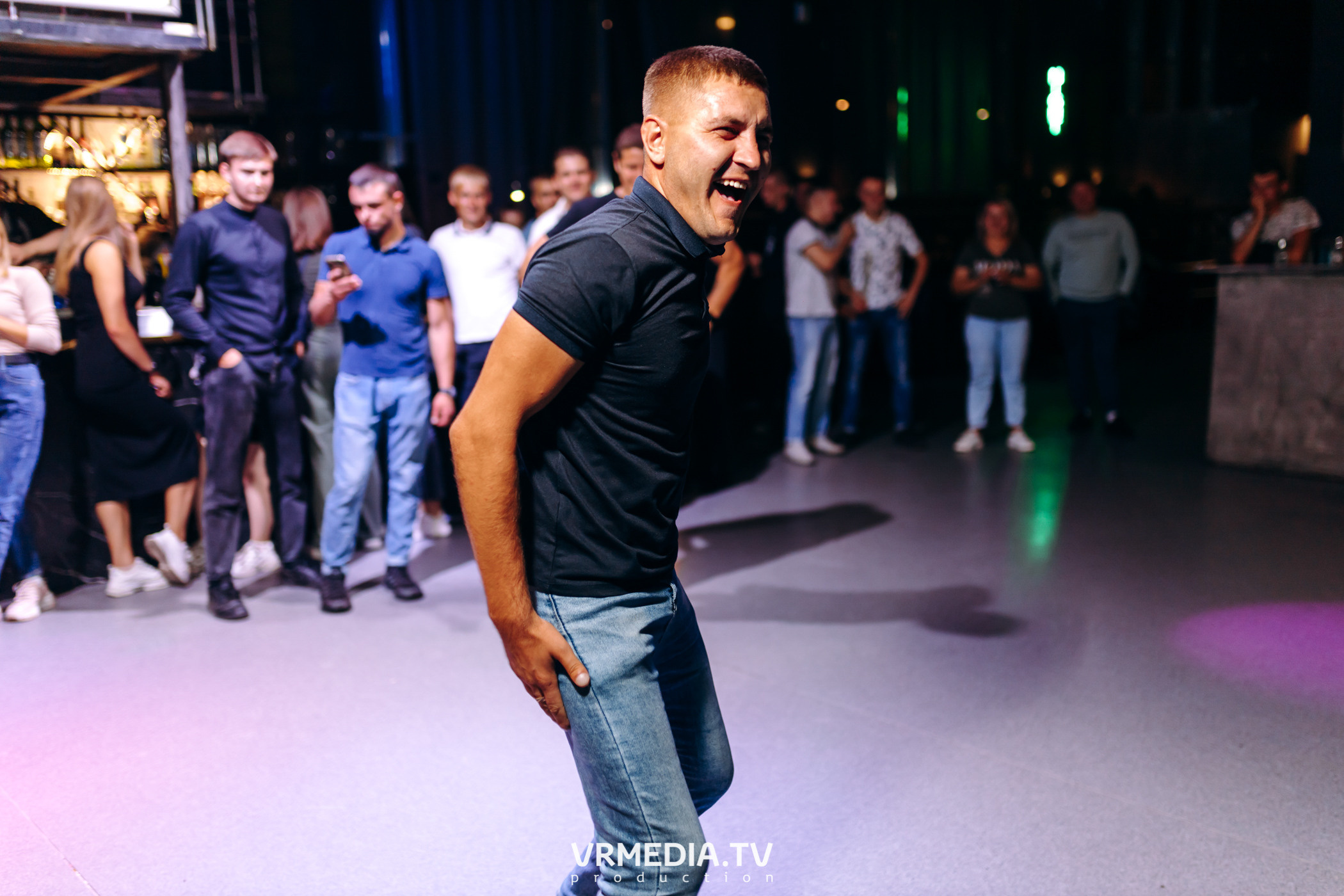 Выходные в баре «DOSKI»