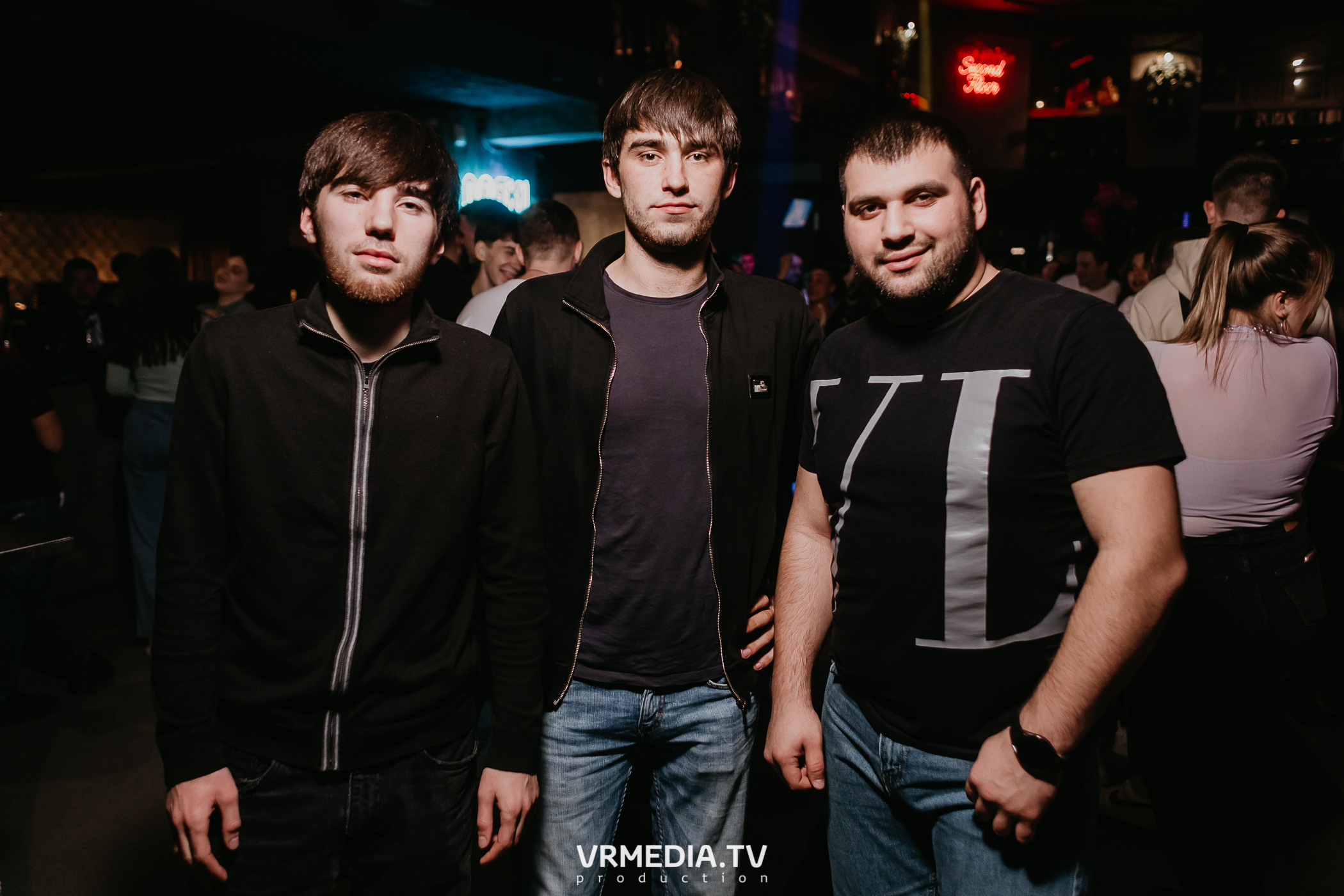 Выходные в баре «DOSKI»