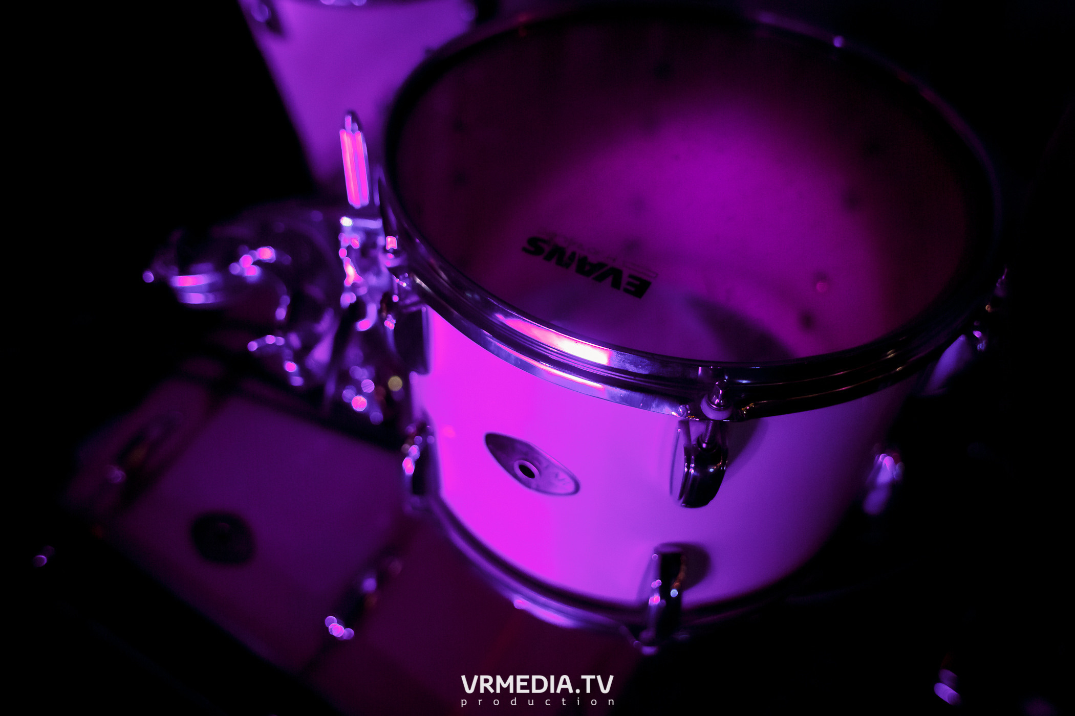 Выходные в караоке-баре «Volna»