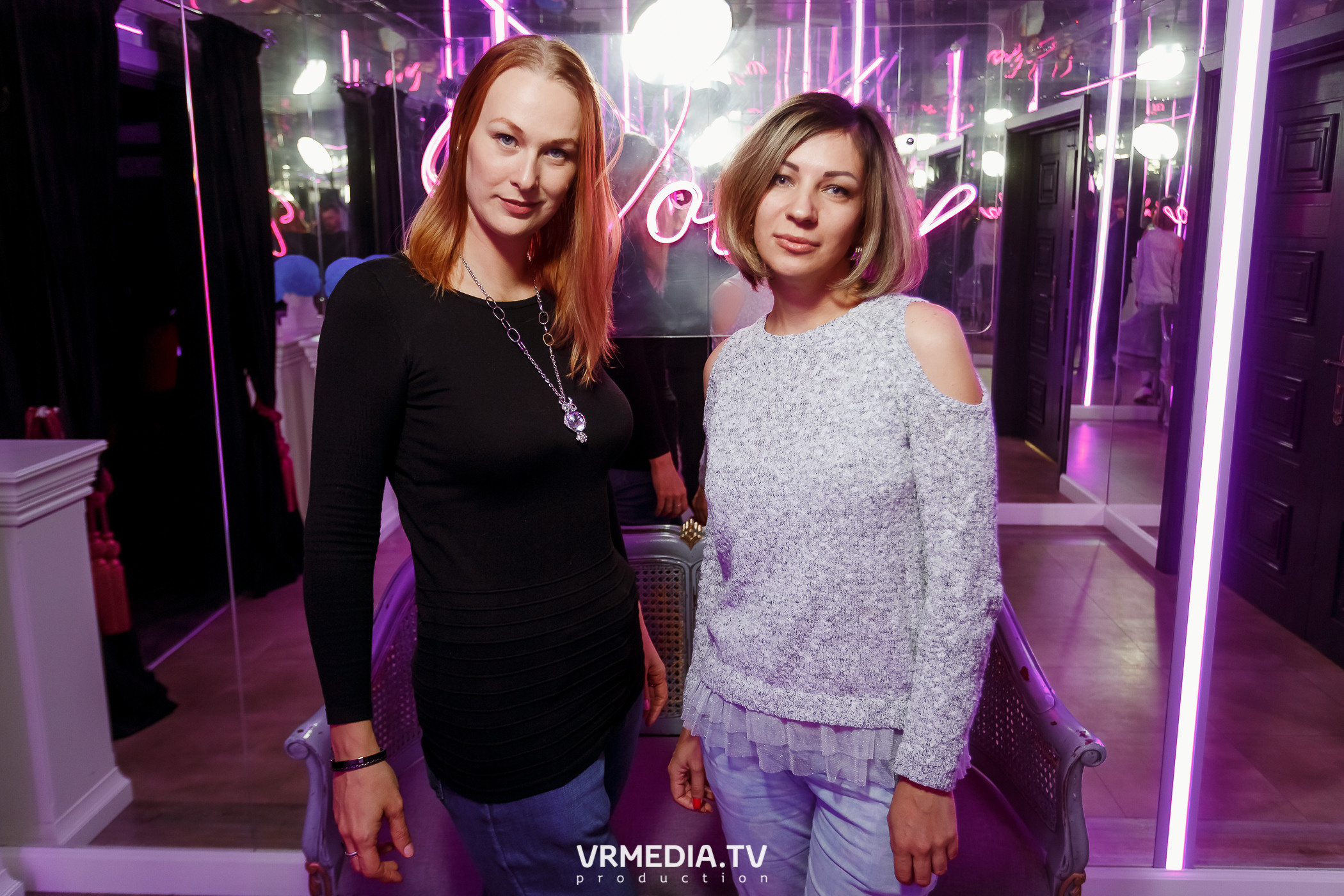 Выходные в караоке-баре «Volna»