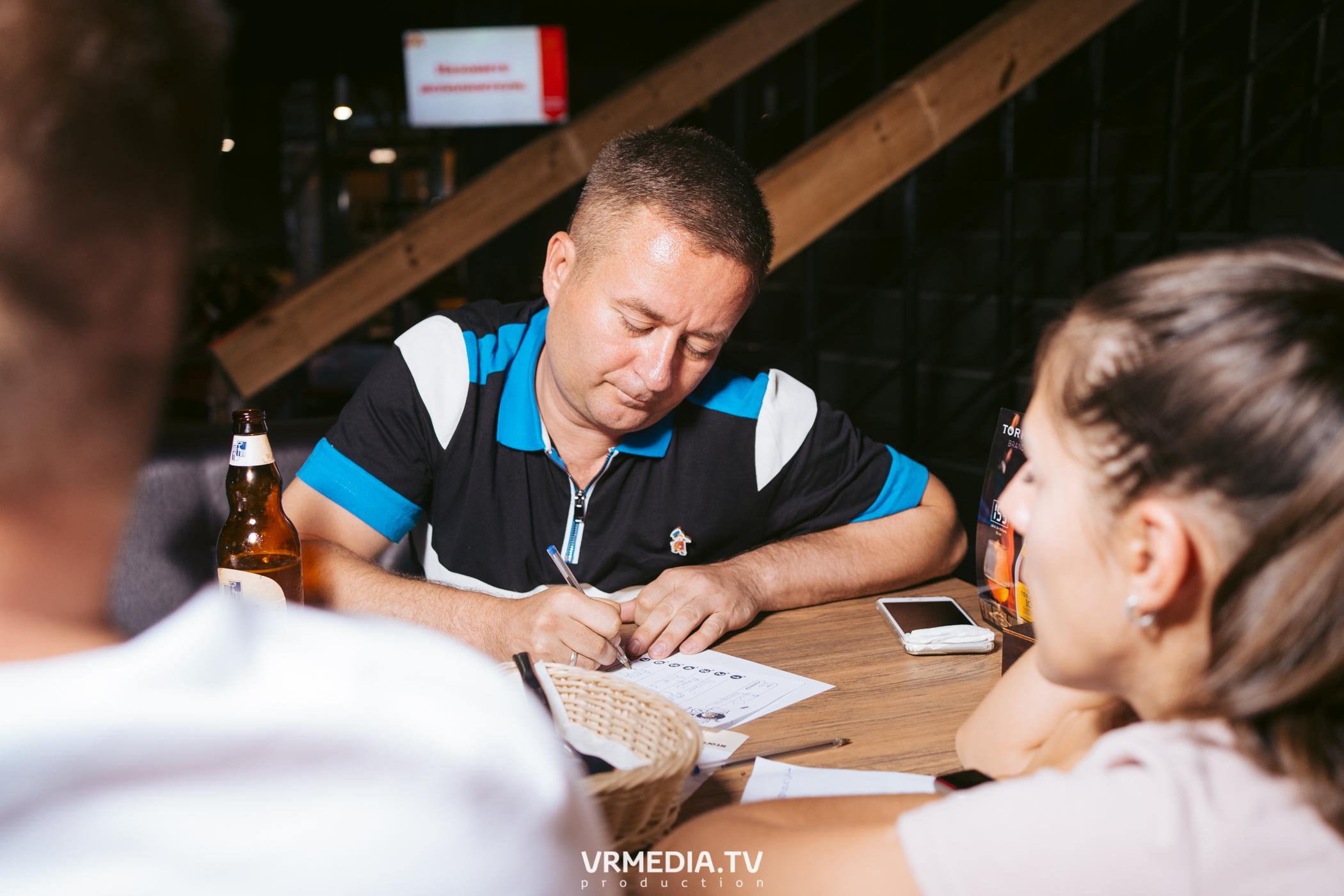 WoW QuiZ в баре «DOSKI»