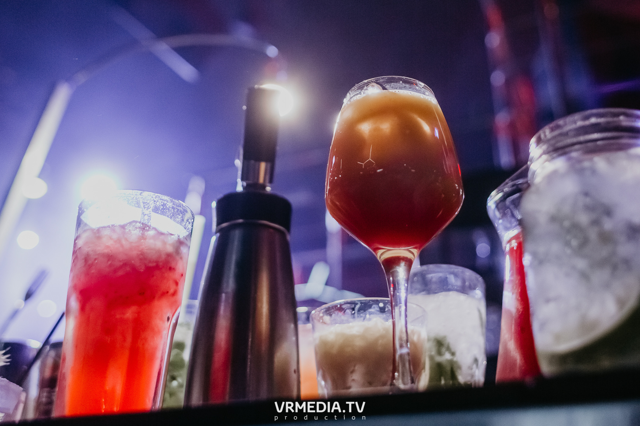 Выходные в баре «DOSKI»