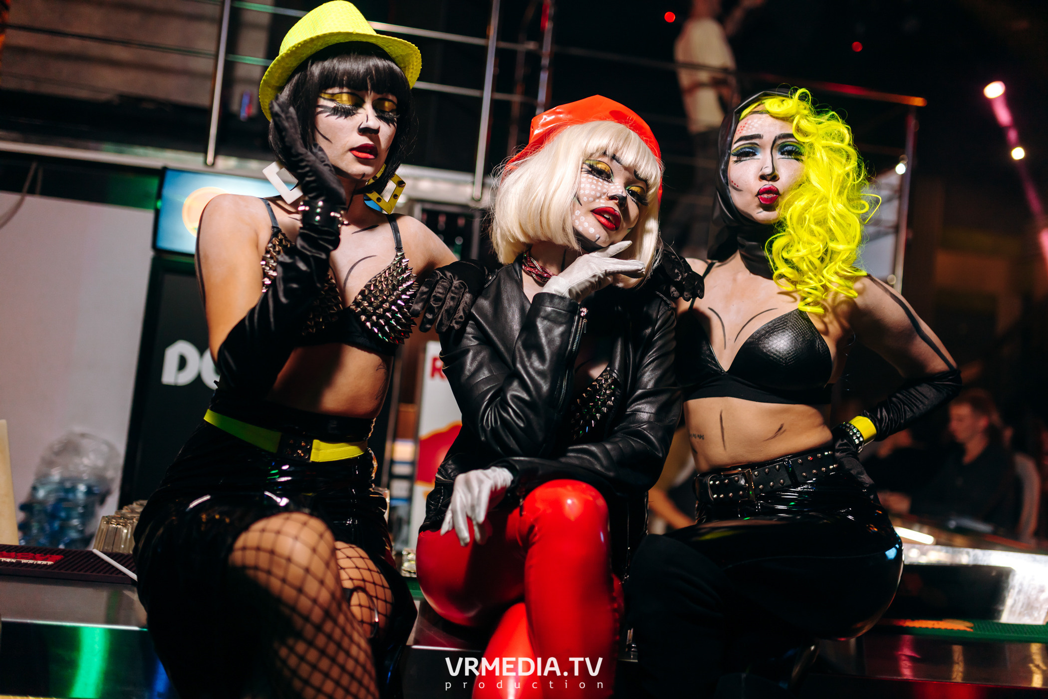 Выходные в баре «DOSKI»