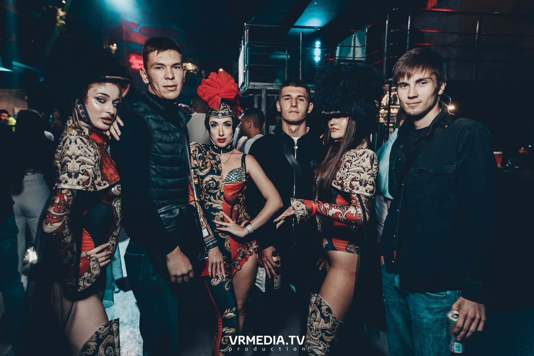 Выходные в баре «DOSKI»