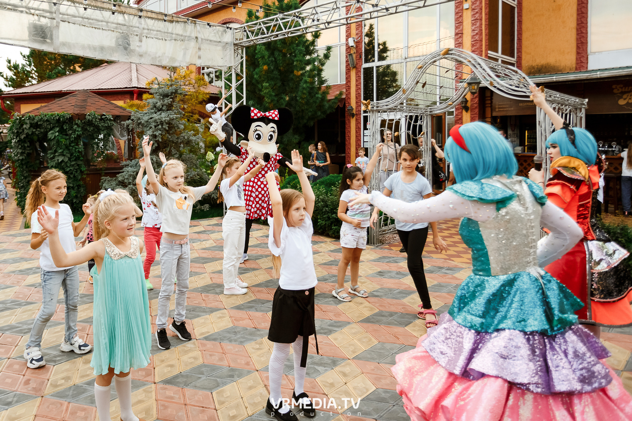 Первое сентября в ресторане «Лазурный Берег»