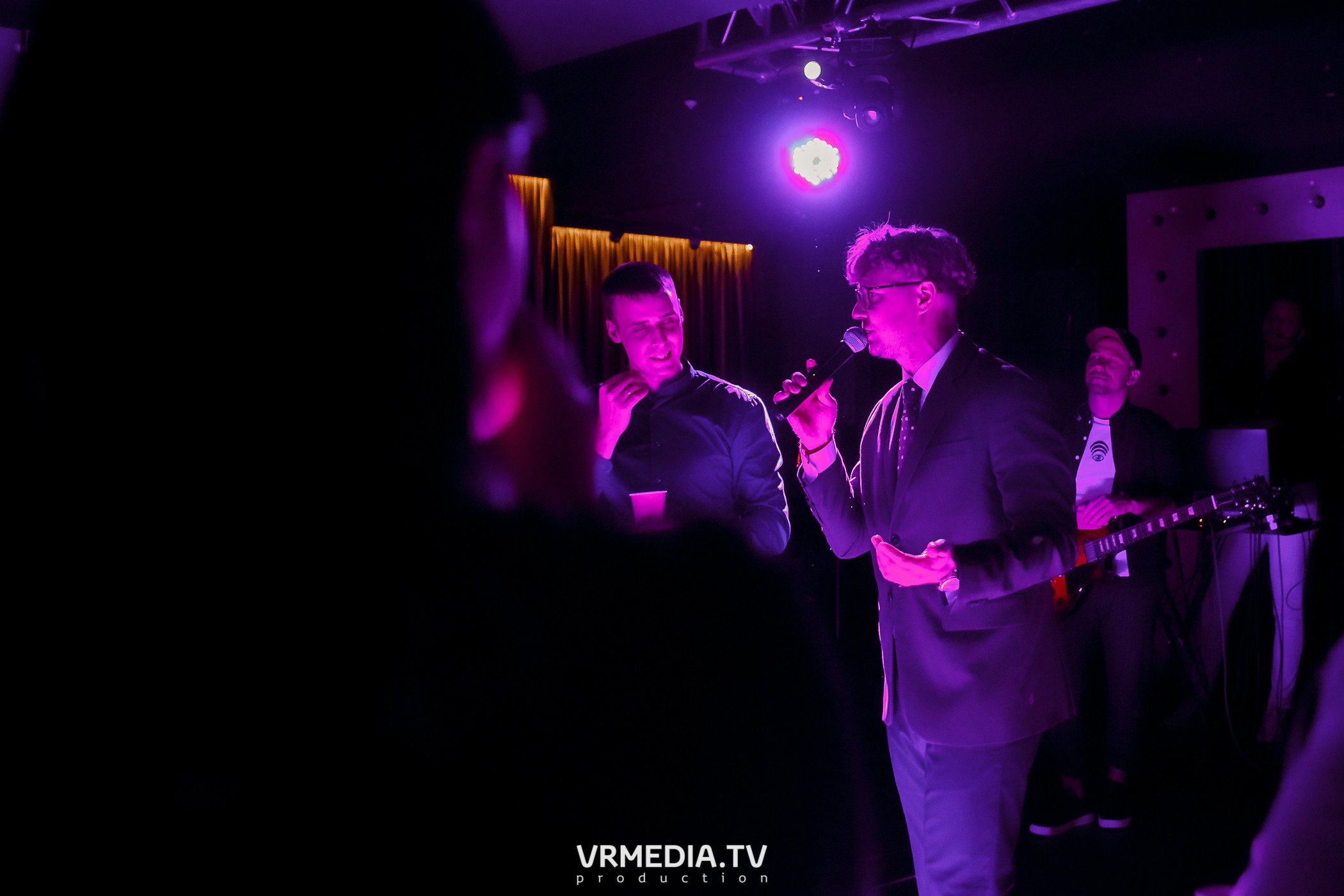 Выходные в караоке-баре «Volna»