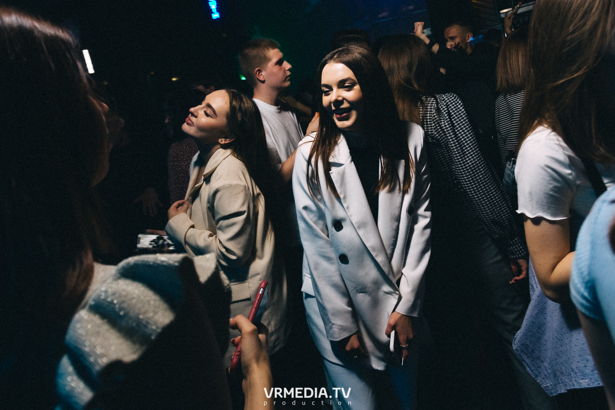 Выходные в баре «DOSKI»