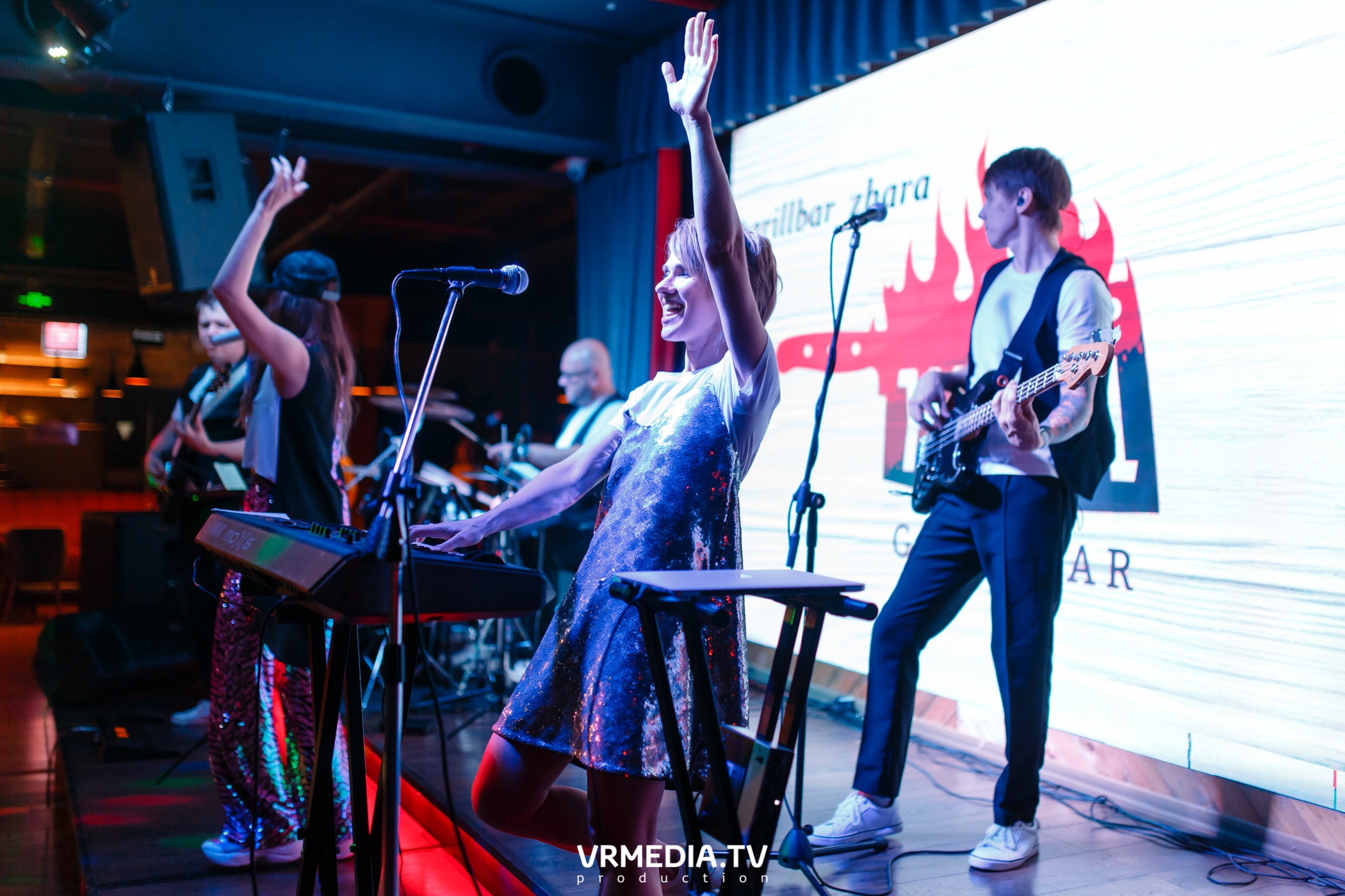 #ЖАРКИЕДНИИНОЧИ в гриль-баре «Жара»