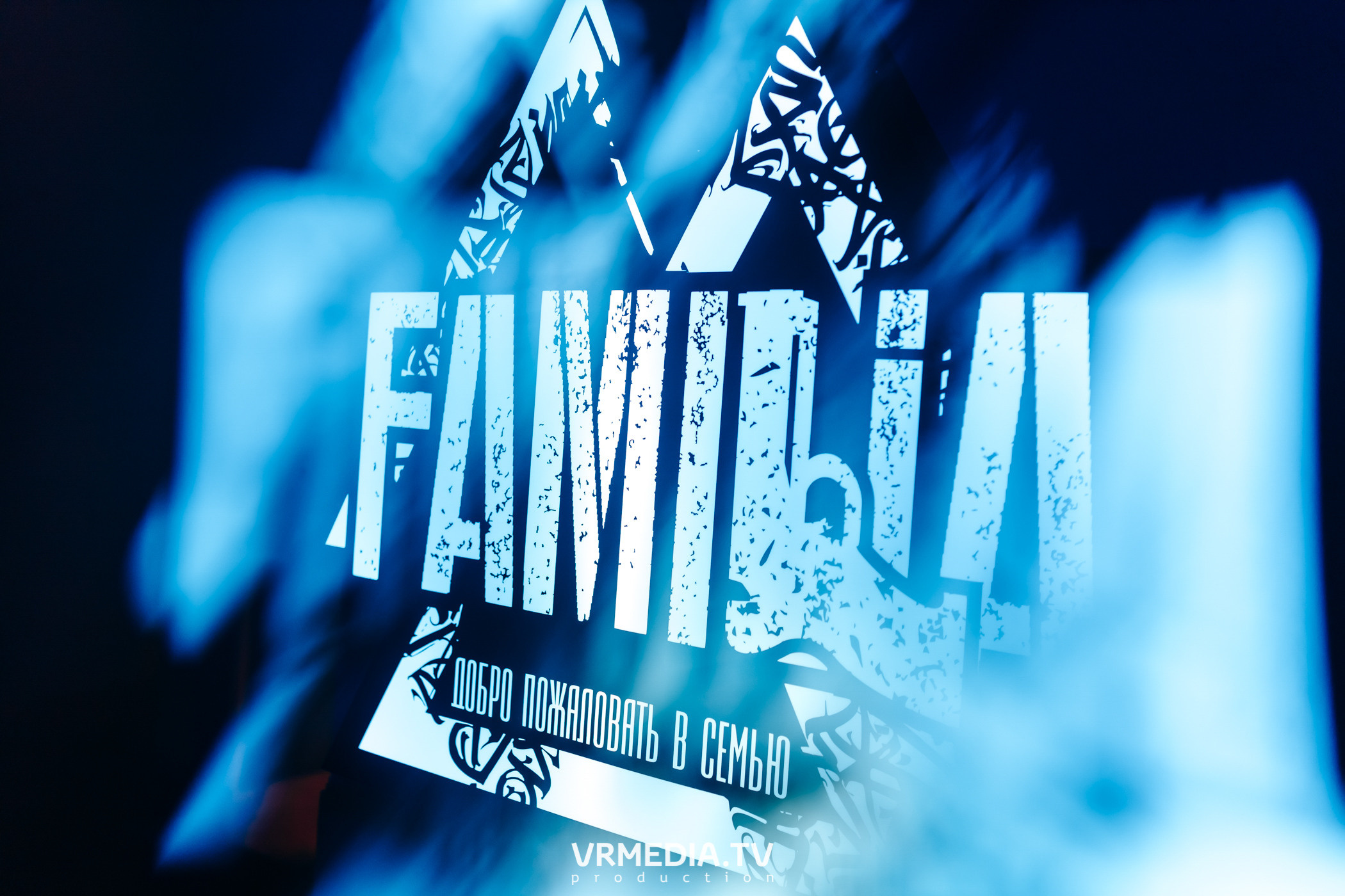 Ночь Безумного Бармена в Lounge Voice Hall «Familia»