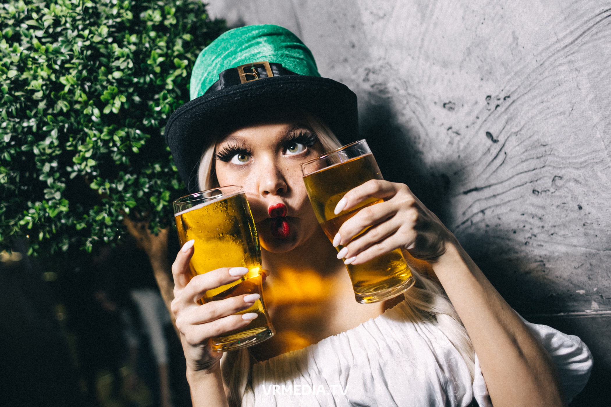 Выходные в баре «DOSKI»