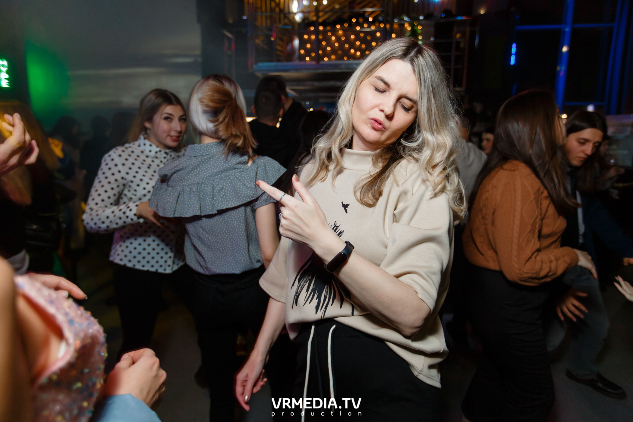 Выходные в баре «DOSKI»