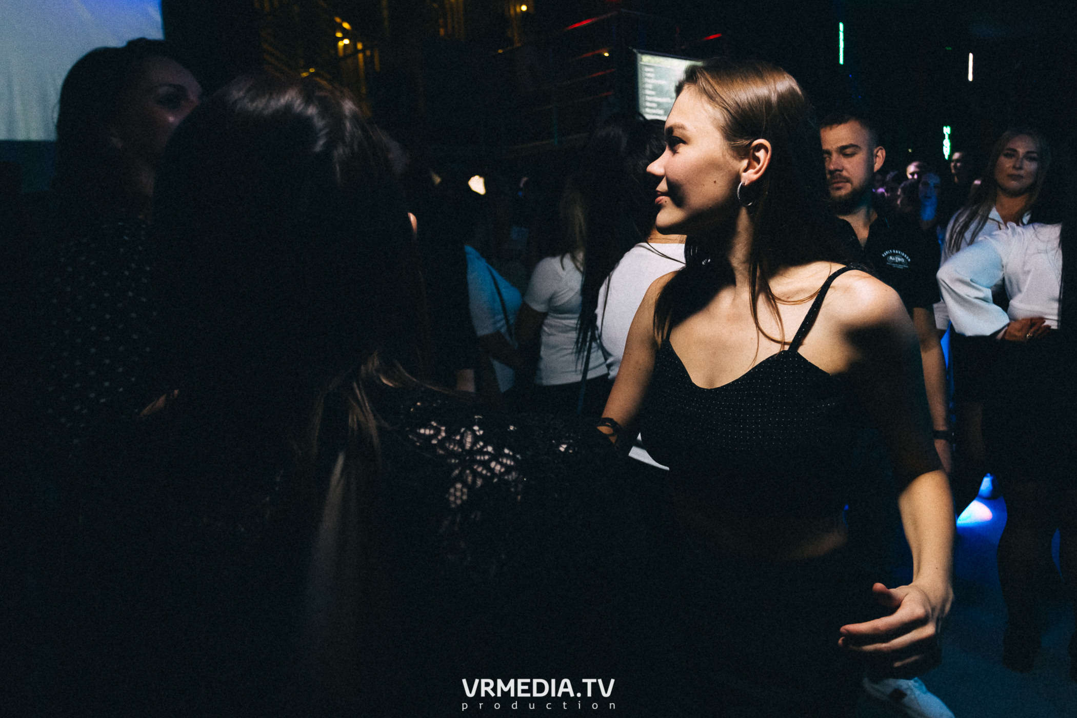 Выходные в баре «DOSKI»